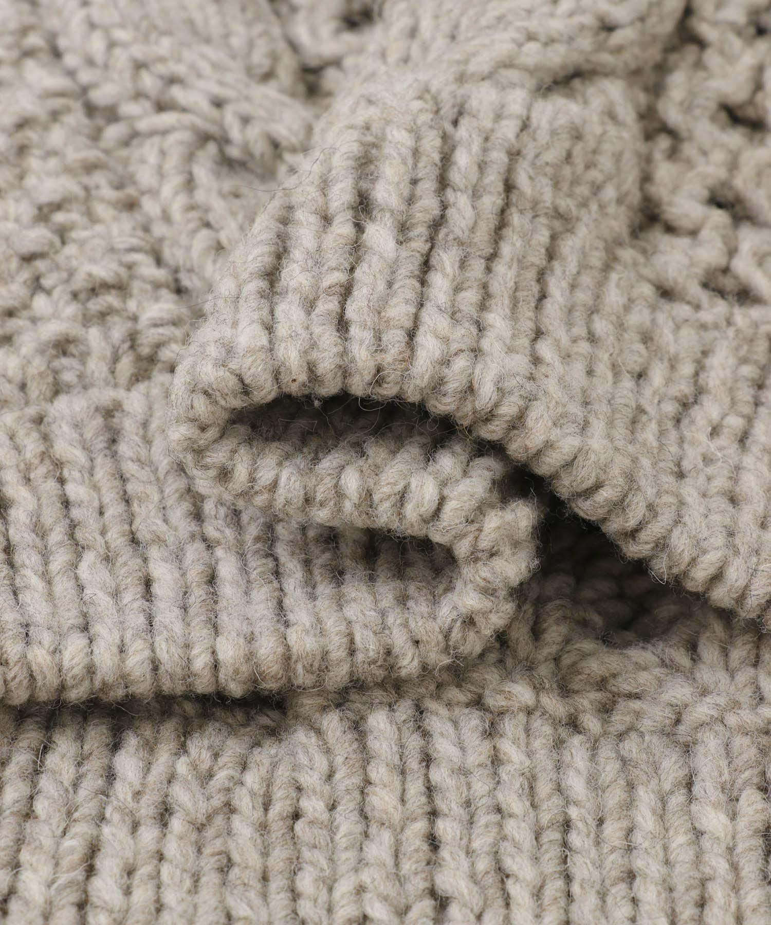 ペルーアランクルーネックニット