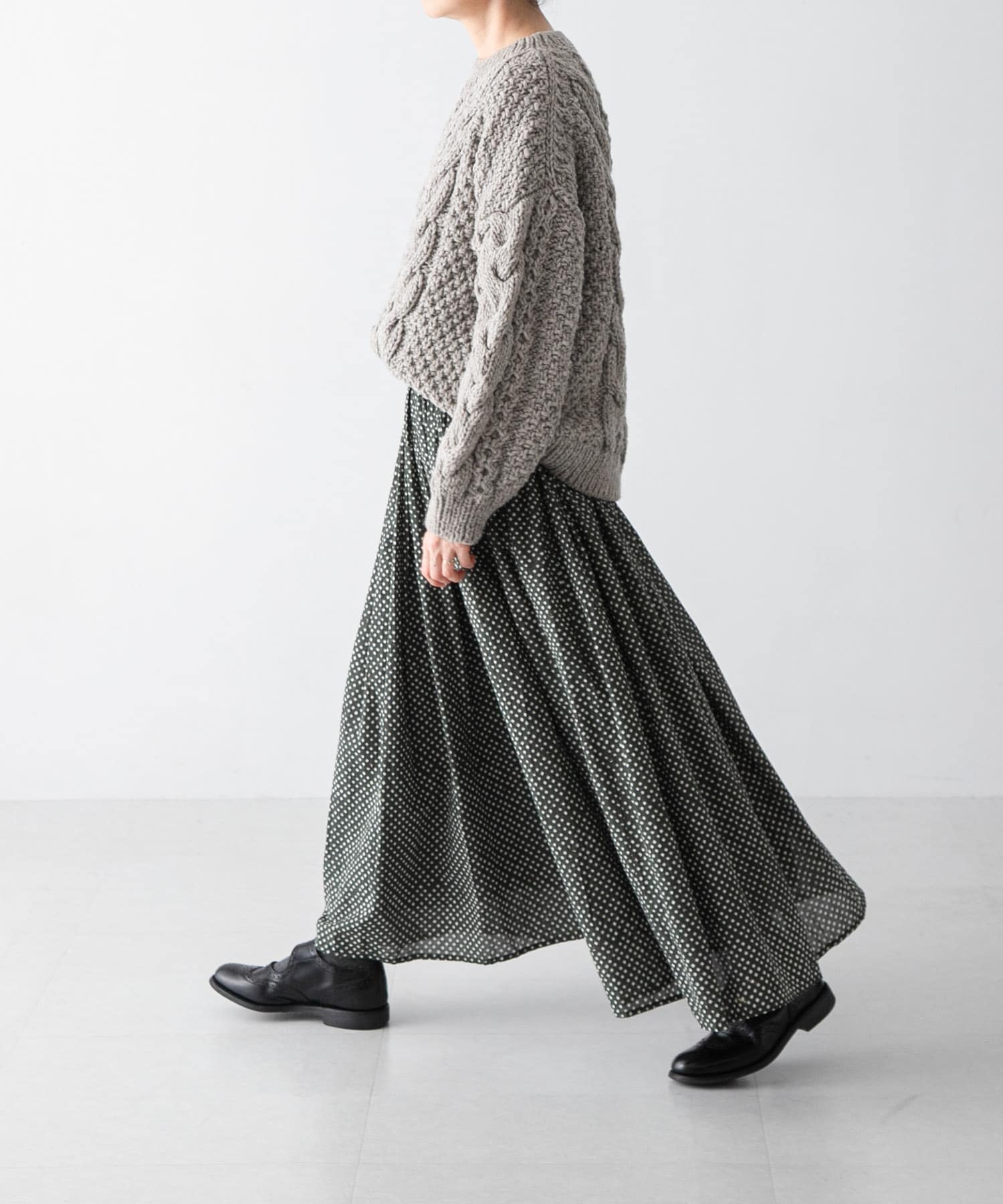 ペルーアランクルーネックニット