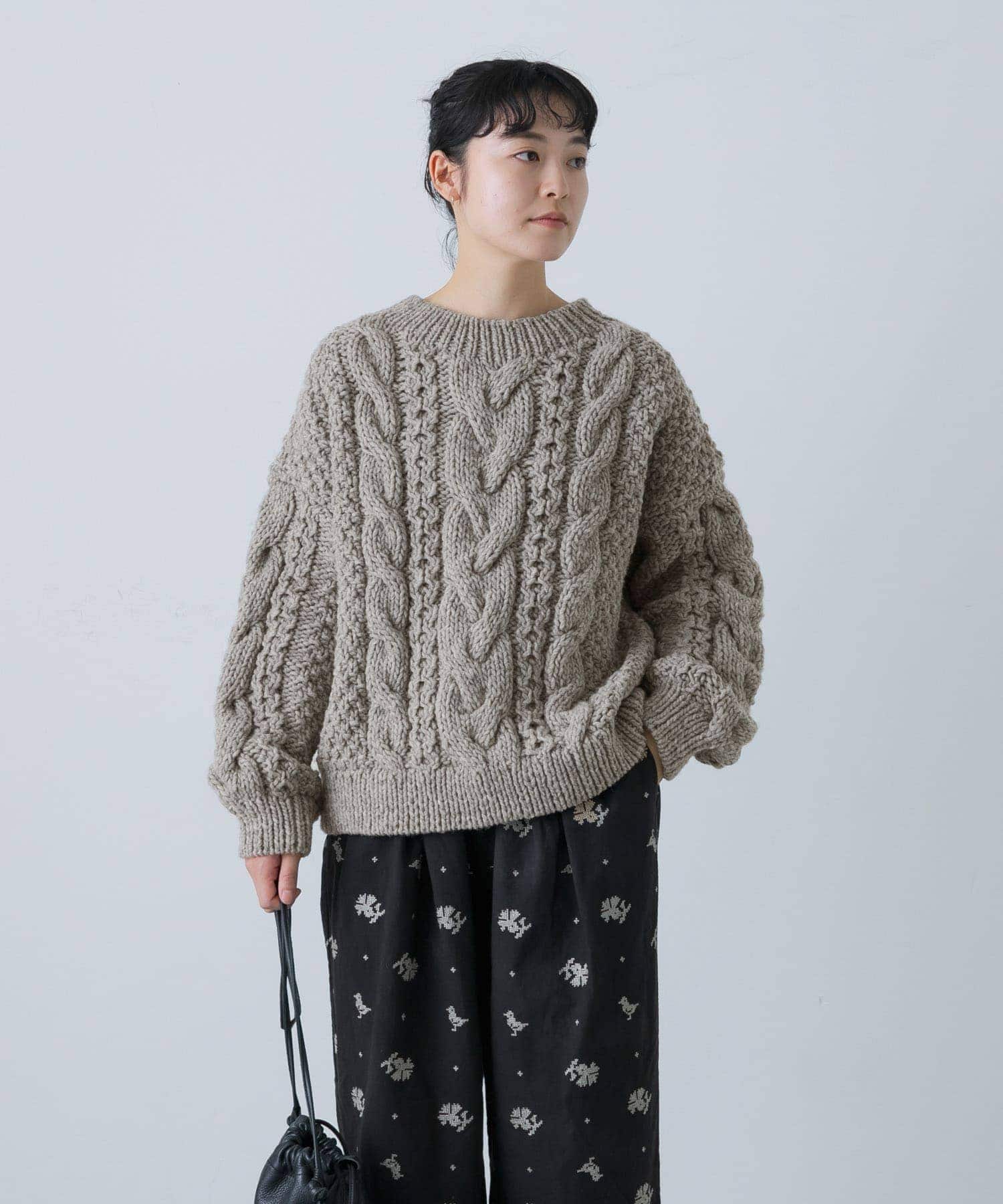 ペルーアランクルーネックニット