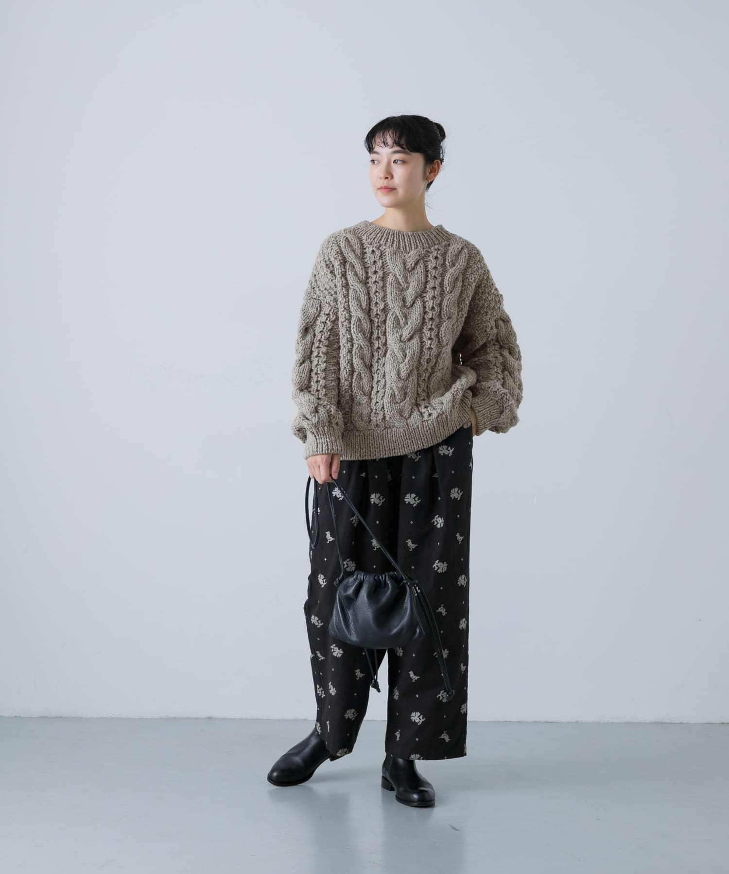 ペルーアランクルーネックニット