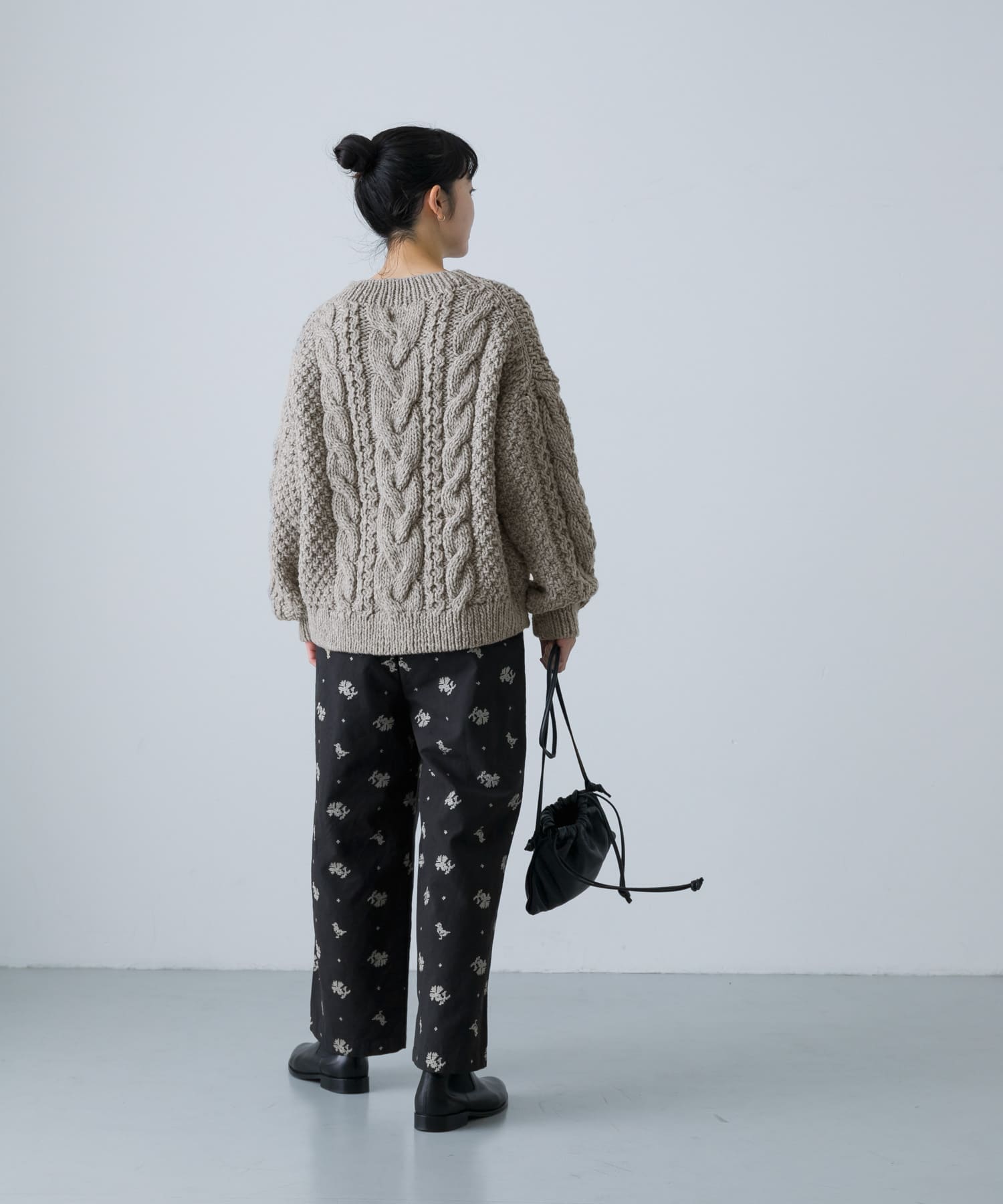 ペルーアランクルーネックニット