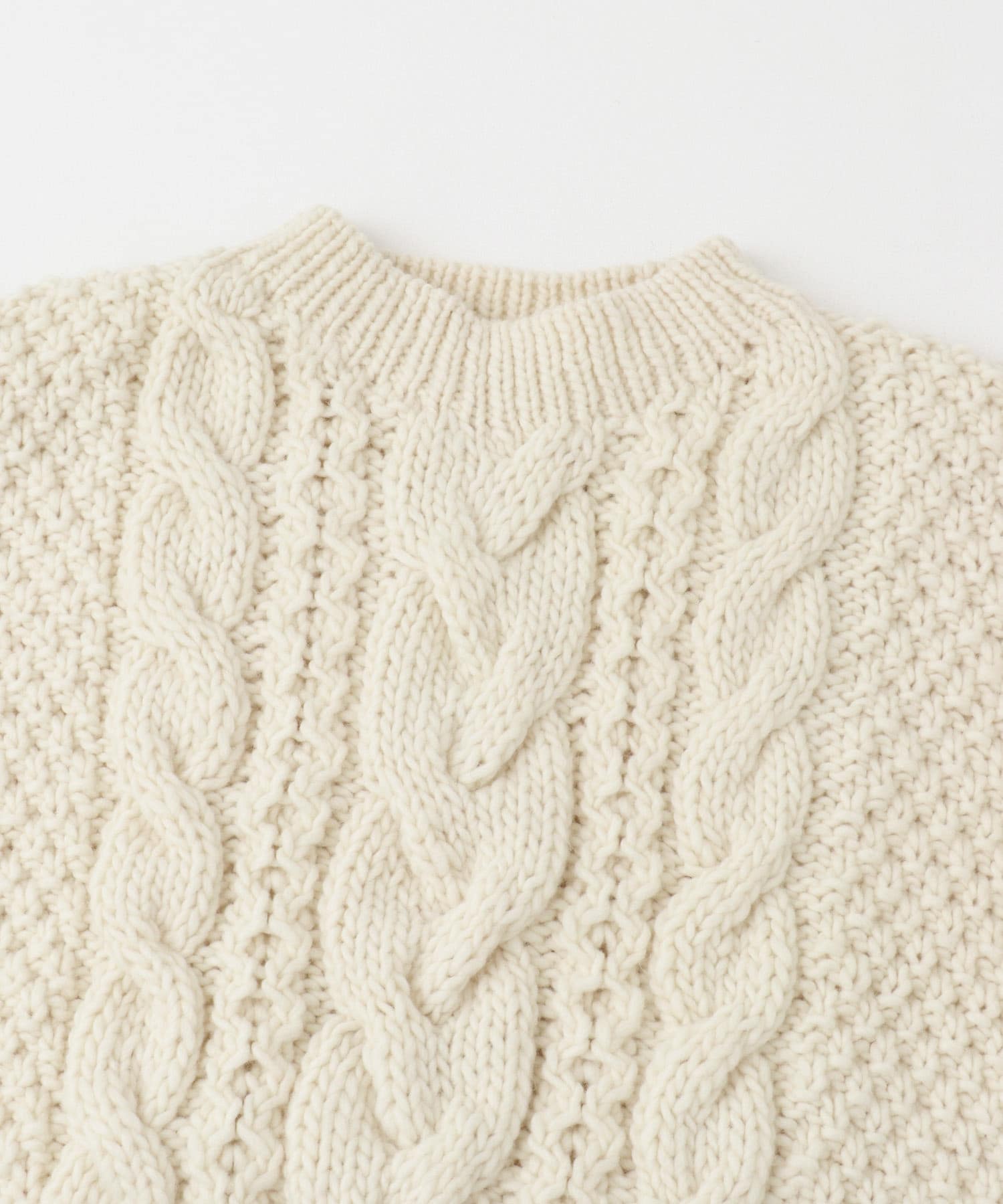 ペルーアランクルーネックニット