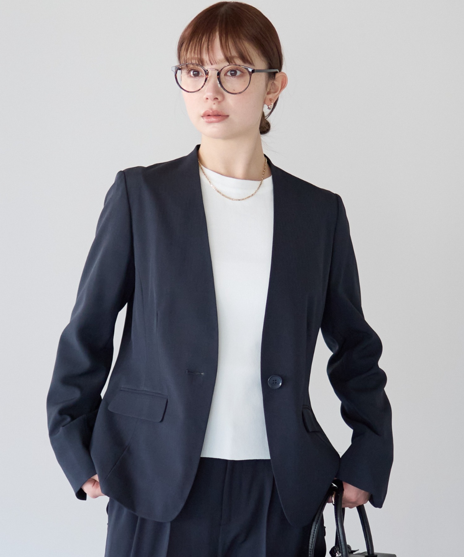 model:166cm　着用サイズ：11号　着用カラー：ネイビー