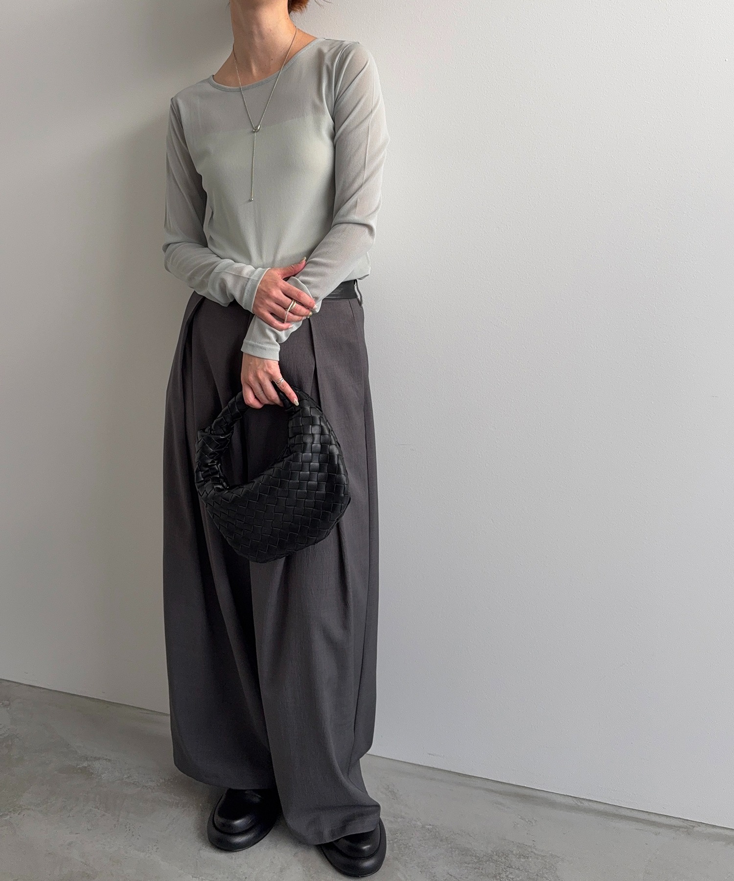 model：H166　着用サイズ：F