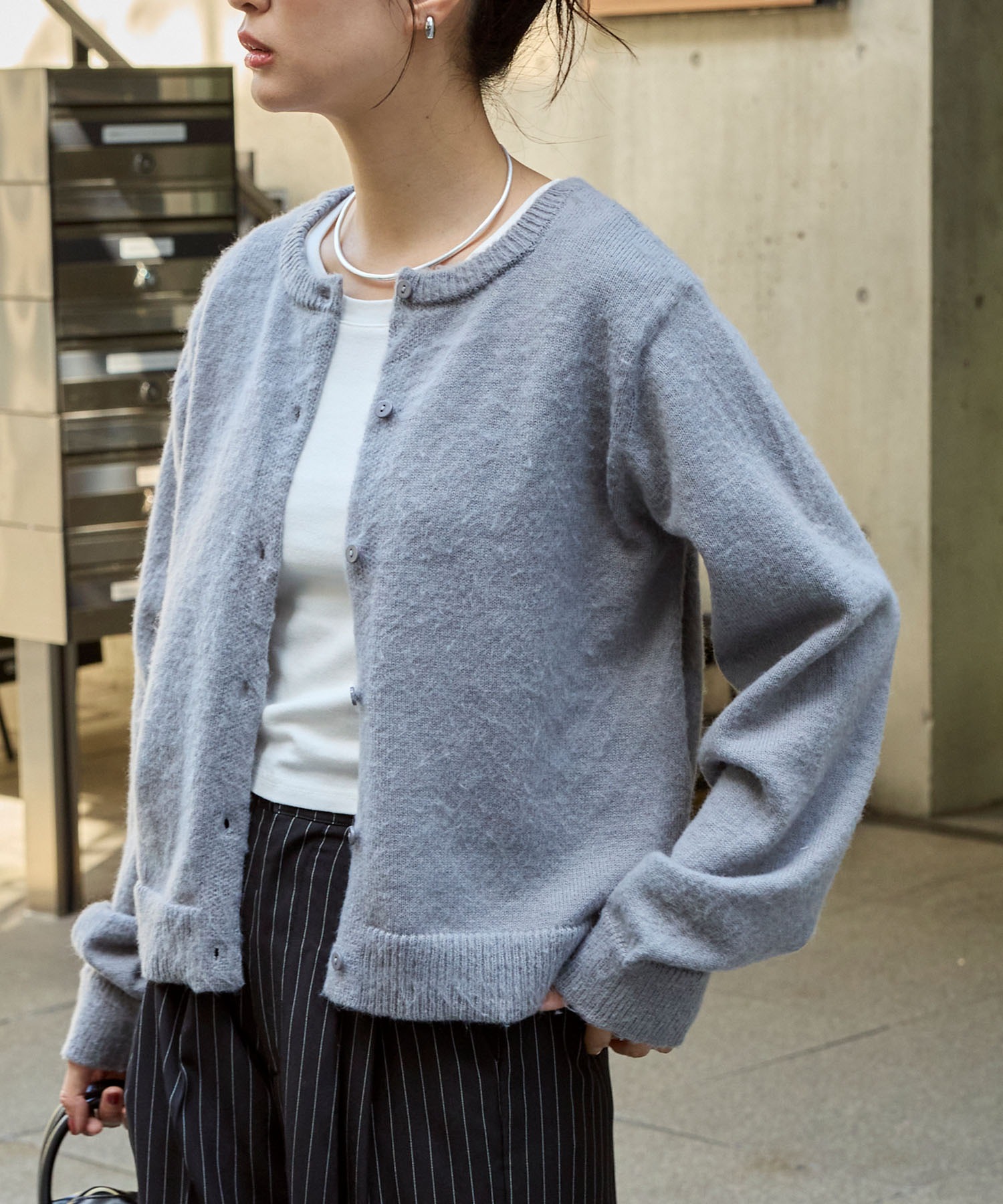 2WAYクルーネックモヘアタッチニットカーディガン MONO-MART