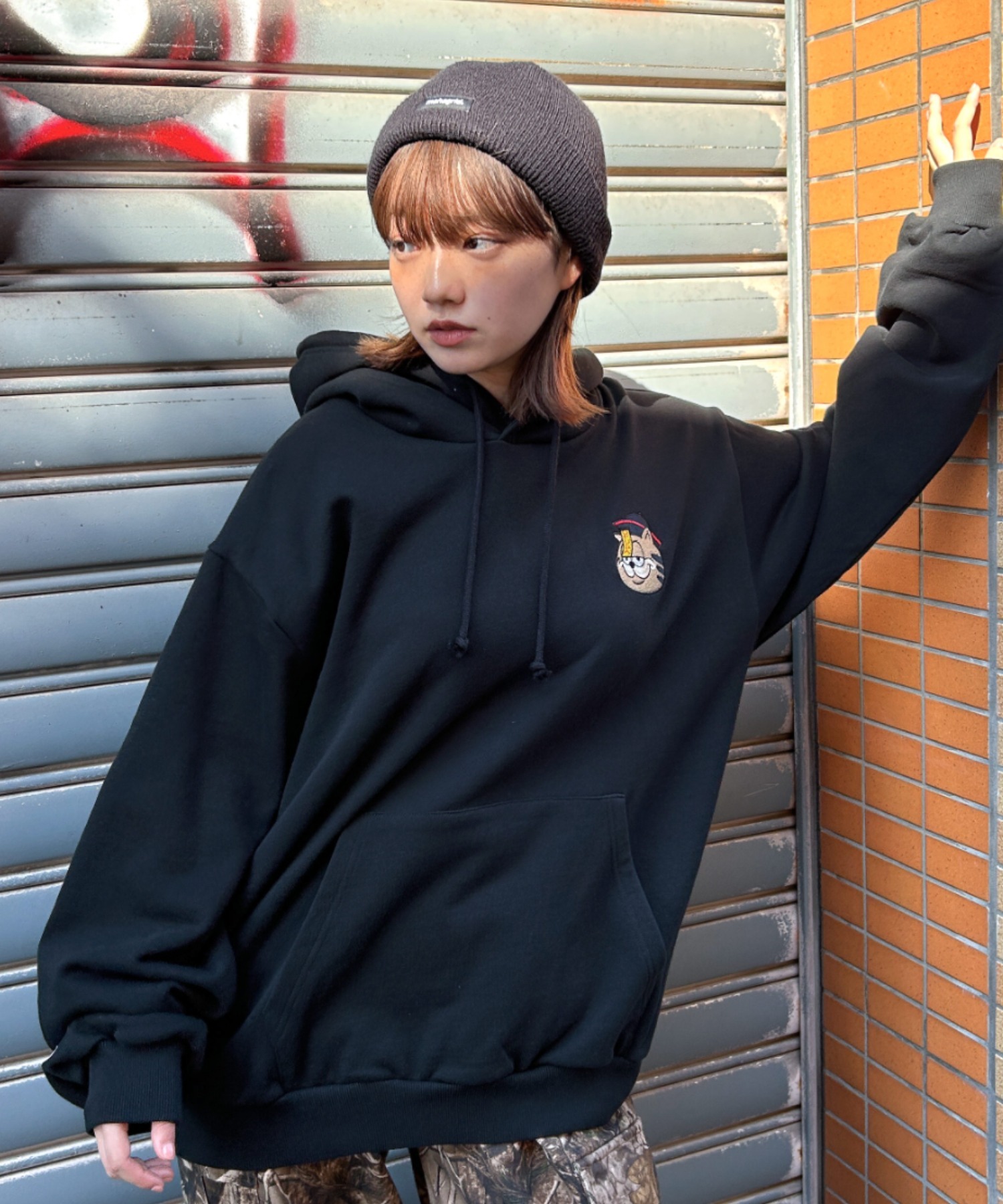 A'GEM/9 × .kom 『A'gem/エージェム』 猫CATアイコンプルオーバー