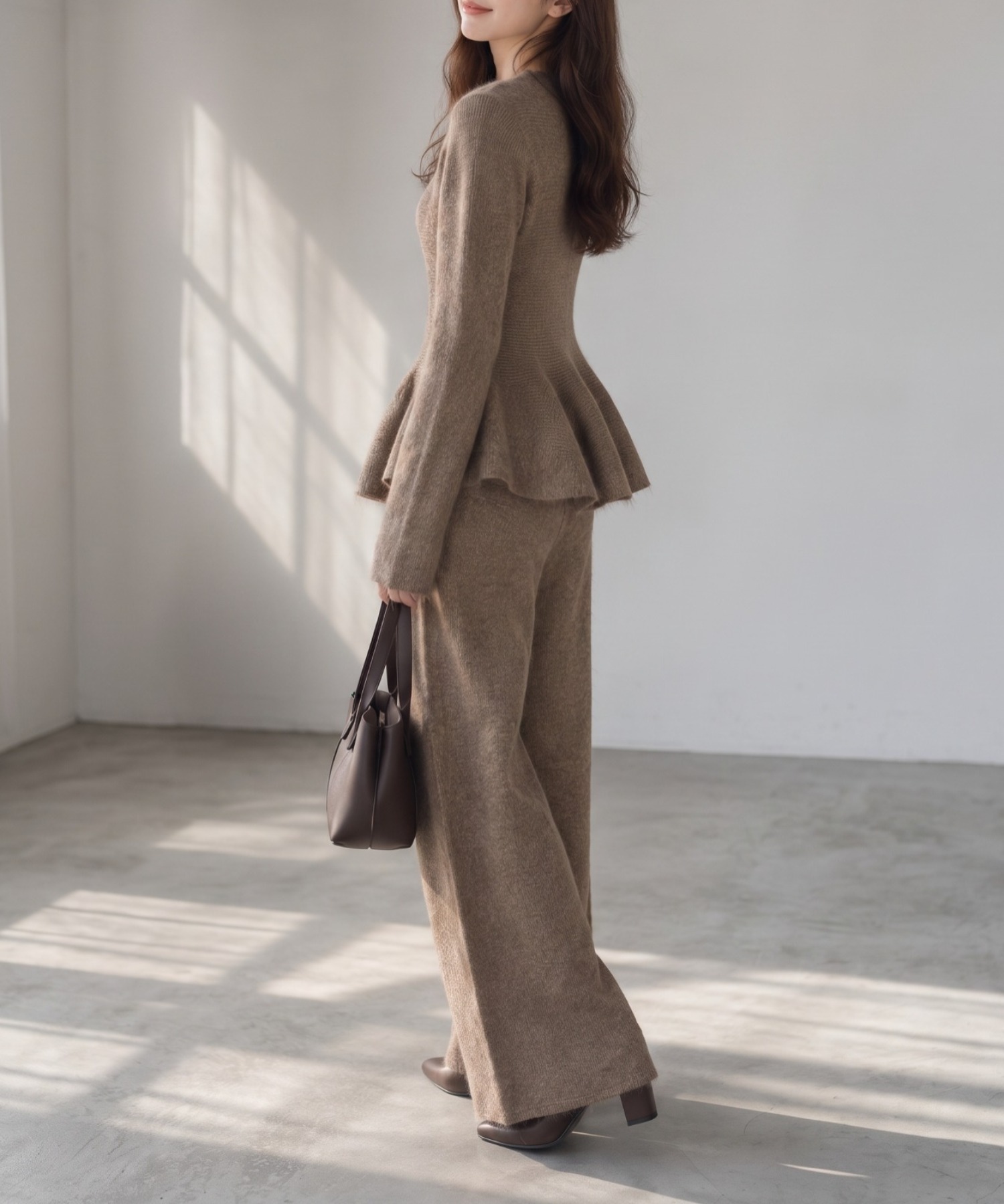 model：160cm
着用サイズ：FREE