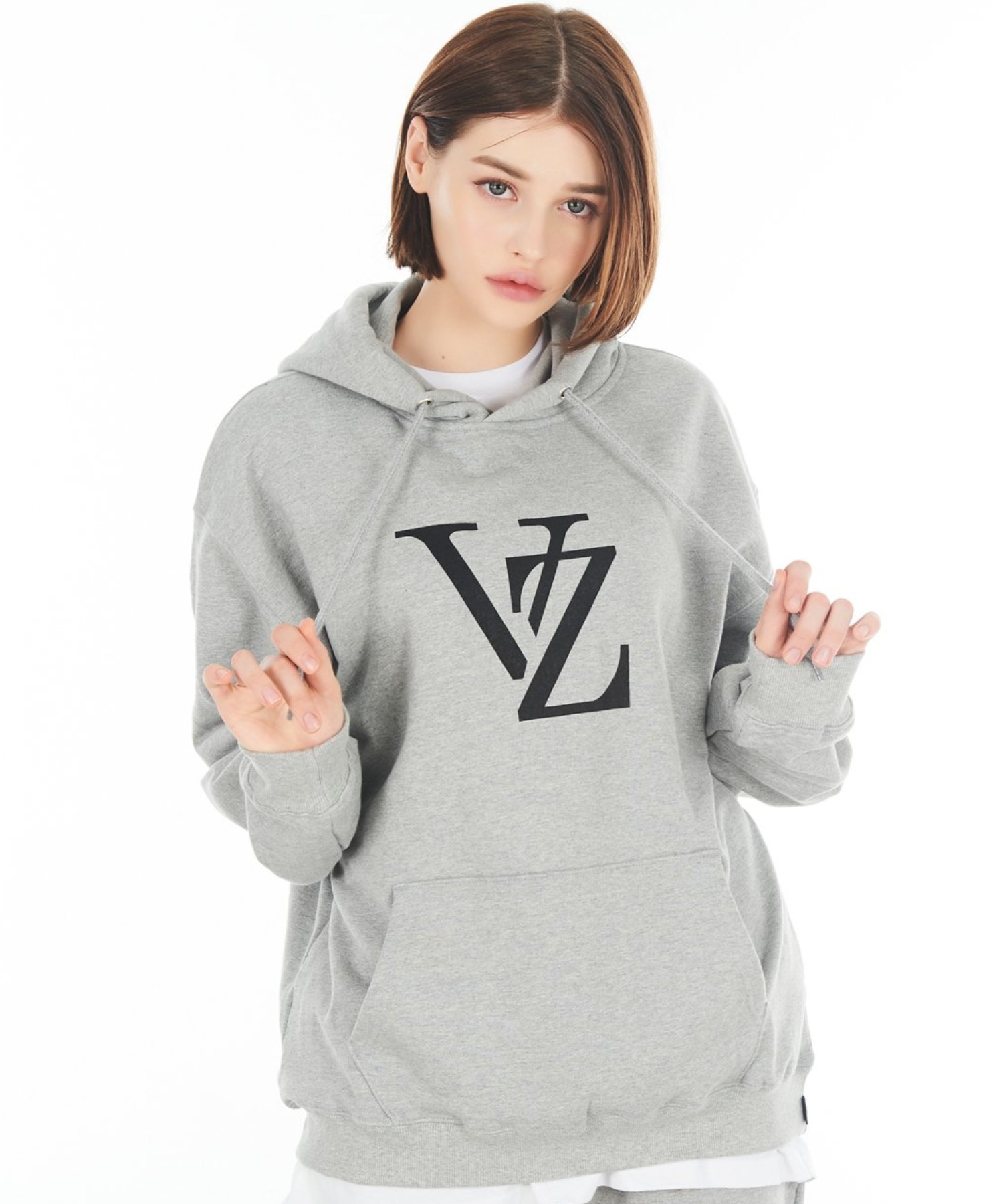 A'GEM/9 × .kom『VARZAR/バザール』MONOGRAM WHITE BIG LOGO