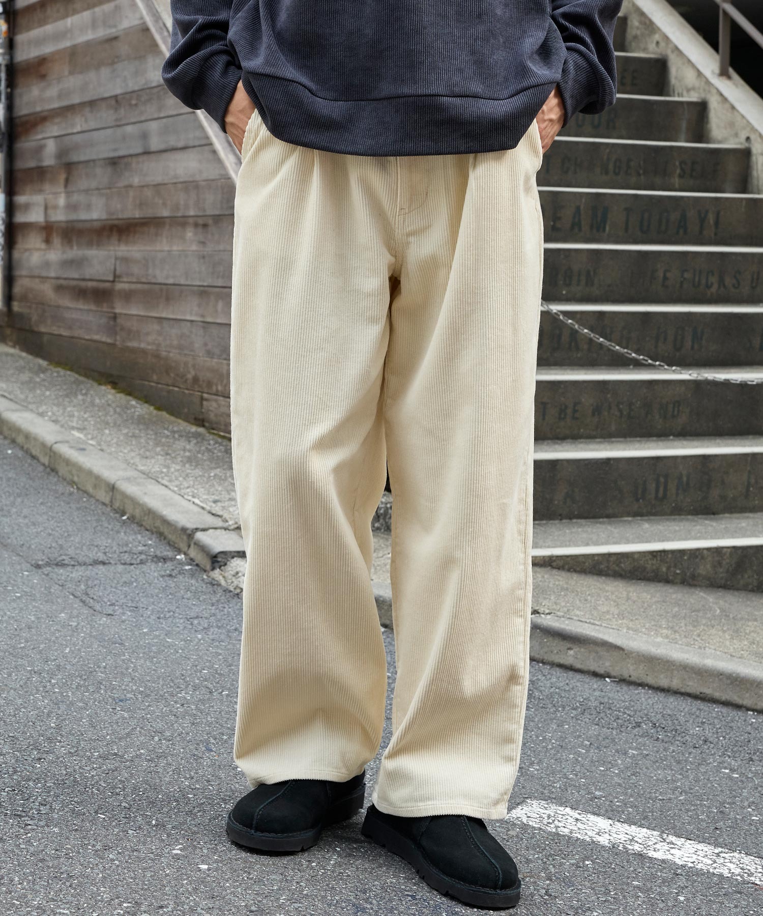 ヴィンテージライクコーデュロイ ワイドテーパードパンツ