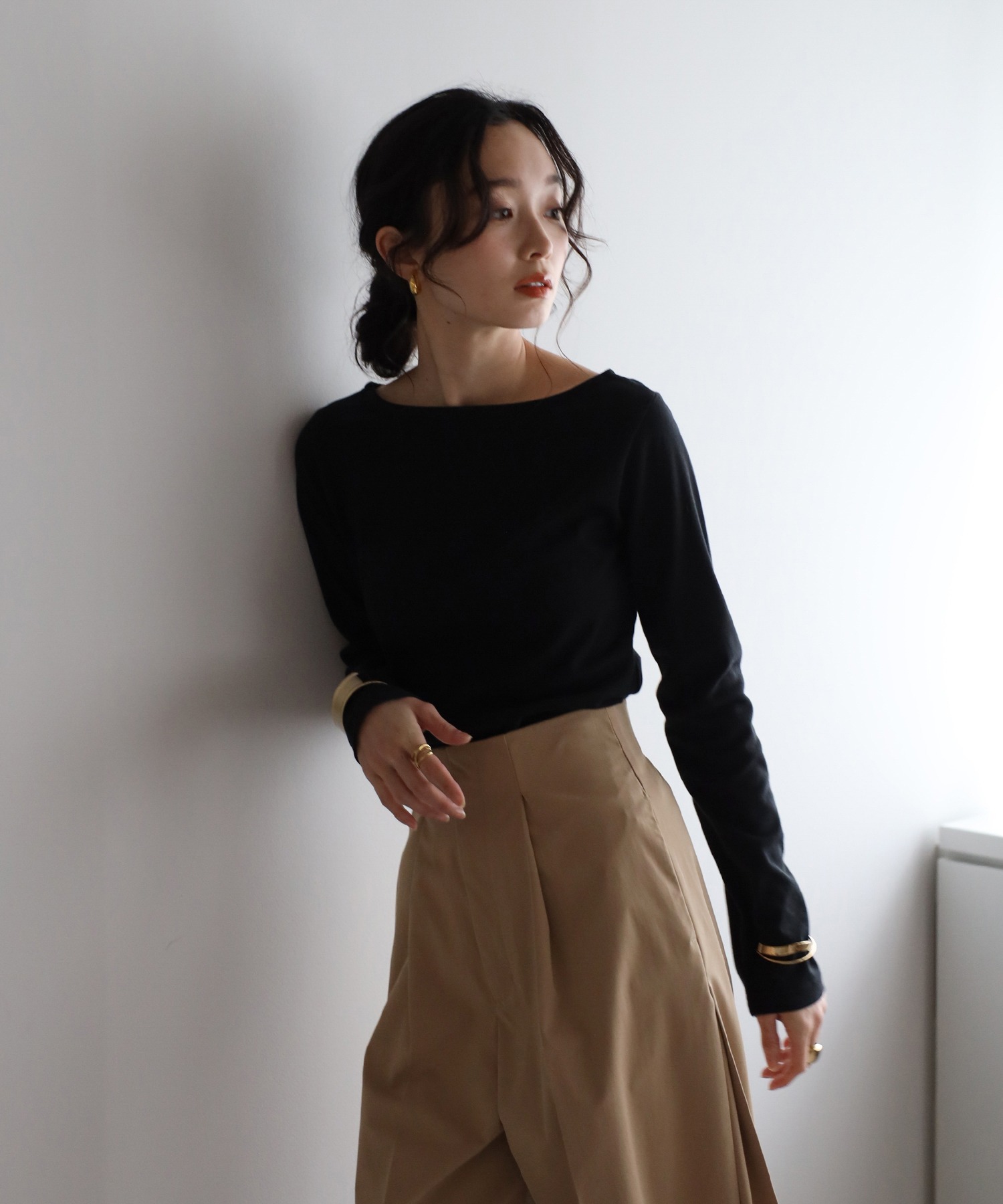 model：H161 着用サイズ：M