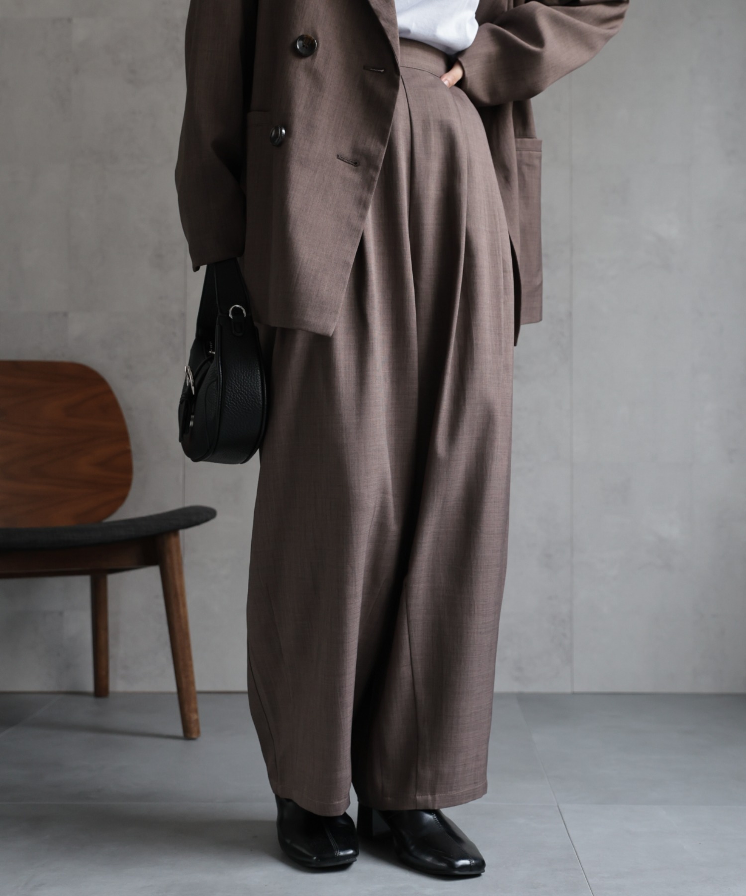 model：156cm 着用サイズ：MEDIUM