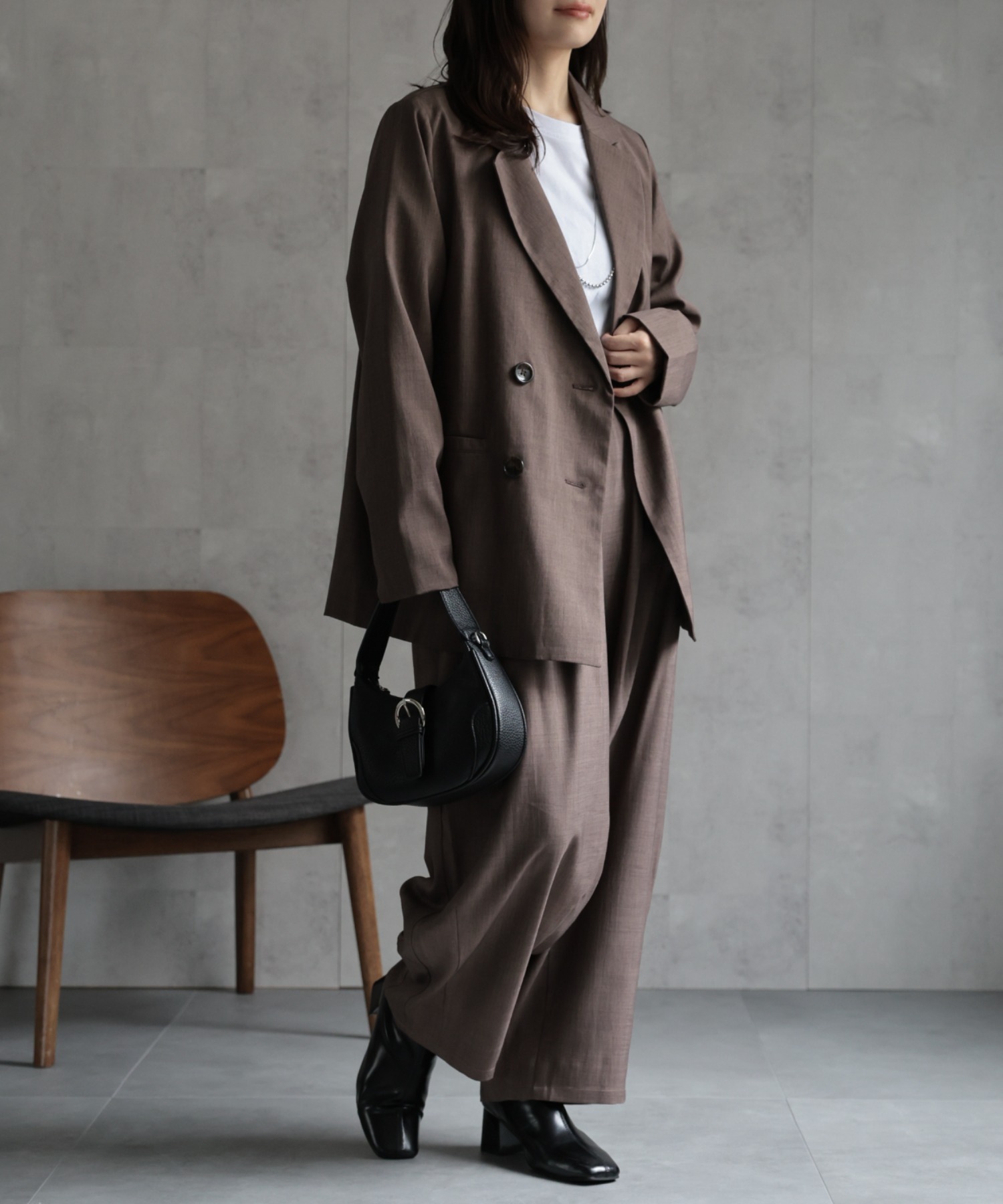 model：156cm 着用サイズ：MEDIUM