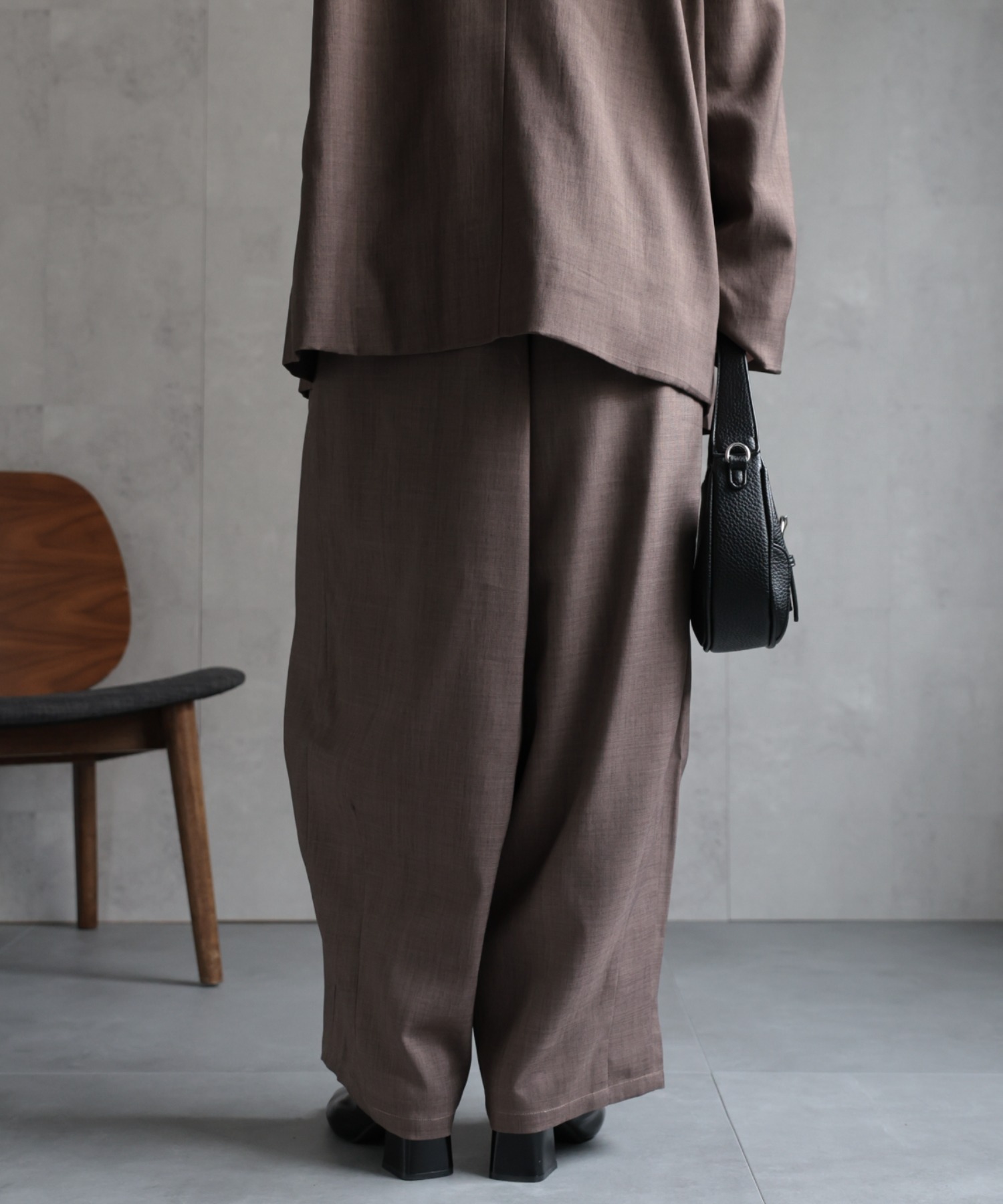 model：156cm 着用サイズ：MEDIUM