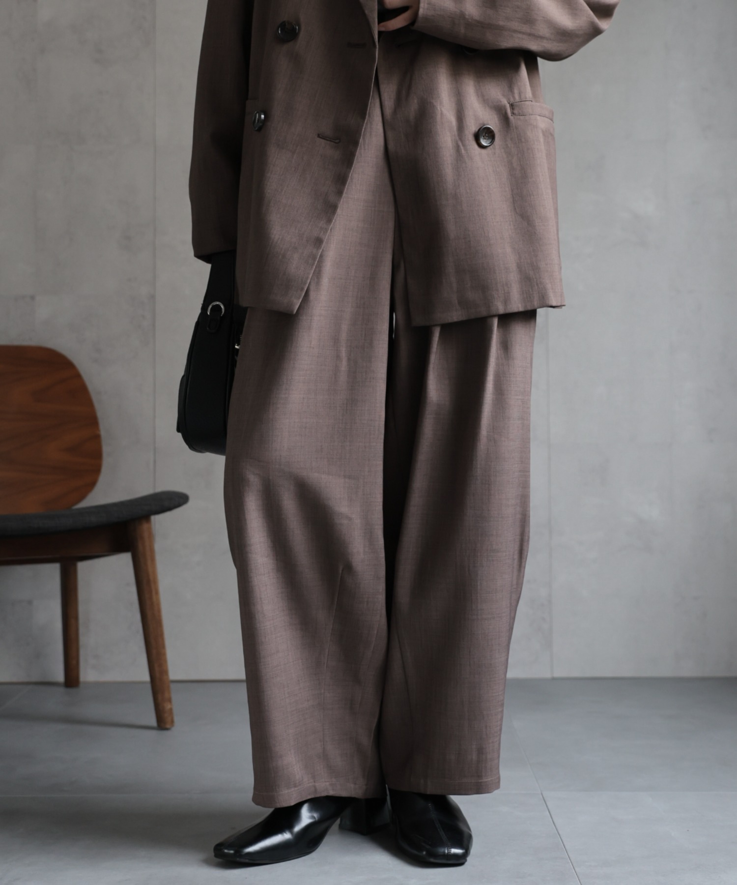 model：156cm 着用サイズ：MEDIUM