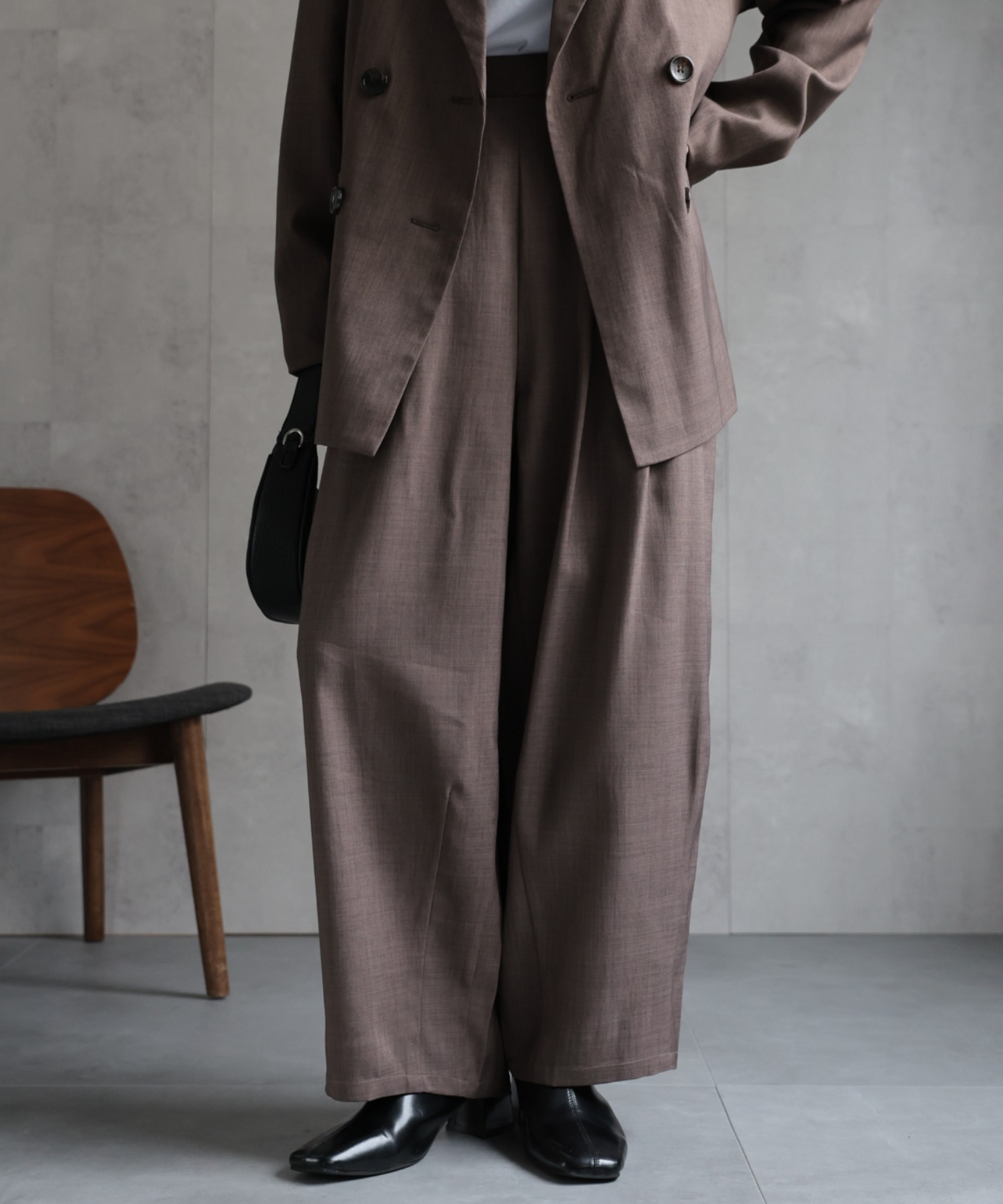 model：156cm 着用サイズ：MEDIUM