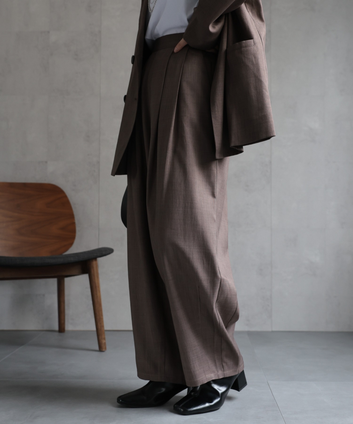 model：156cm 着用サイズ：MEDIUM