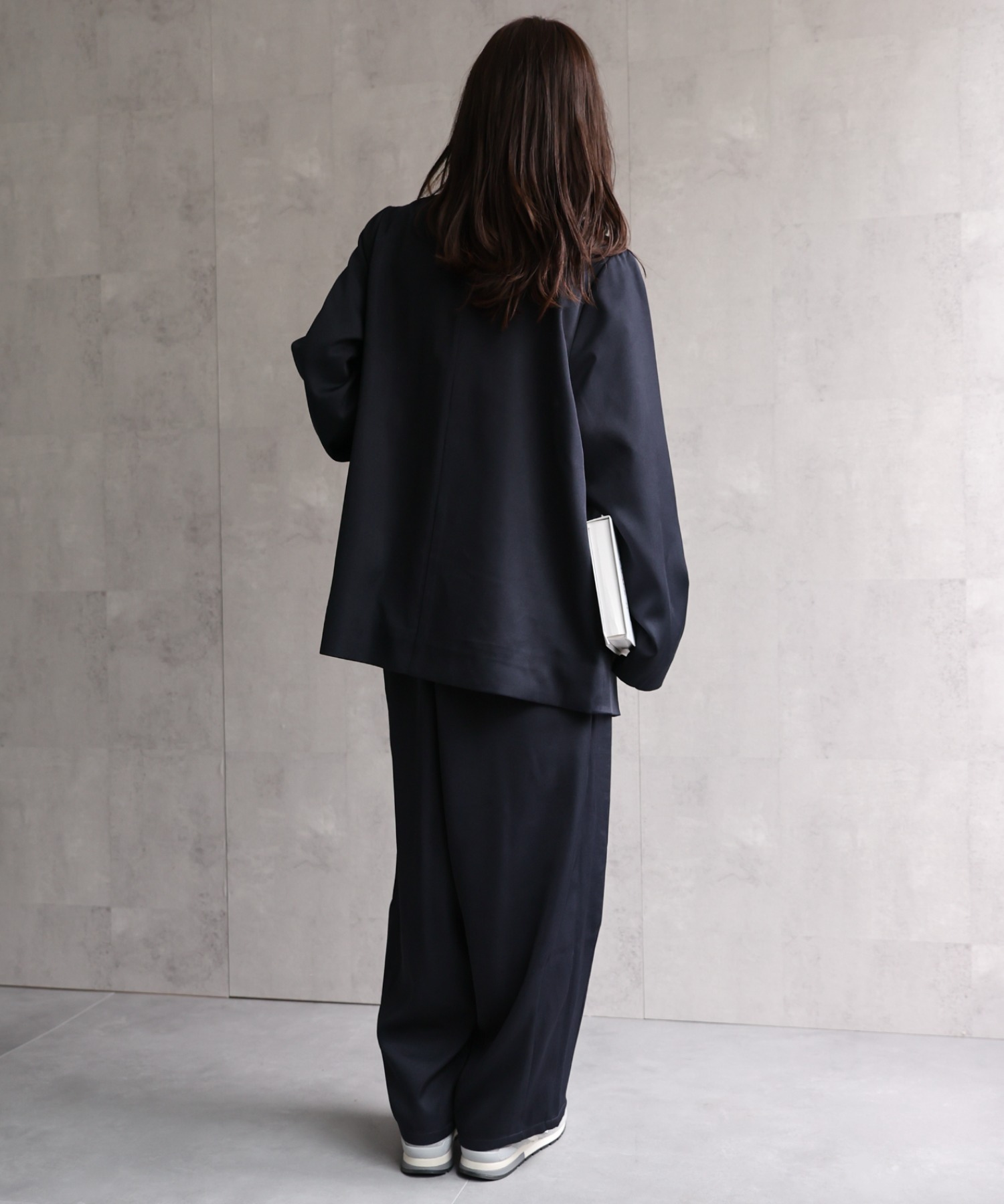 model：156cm 着用サイズ：MEDIUM