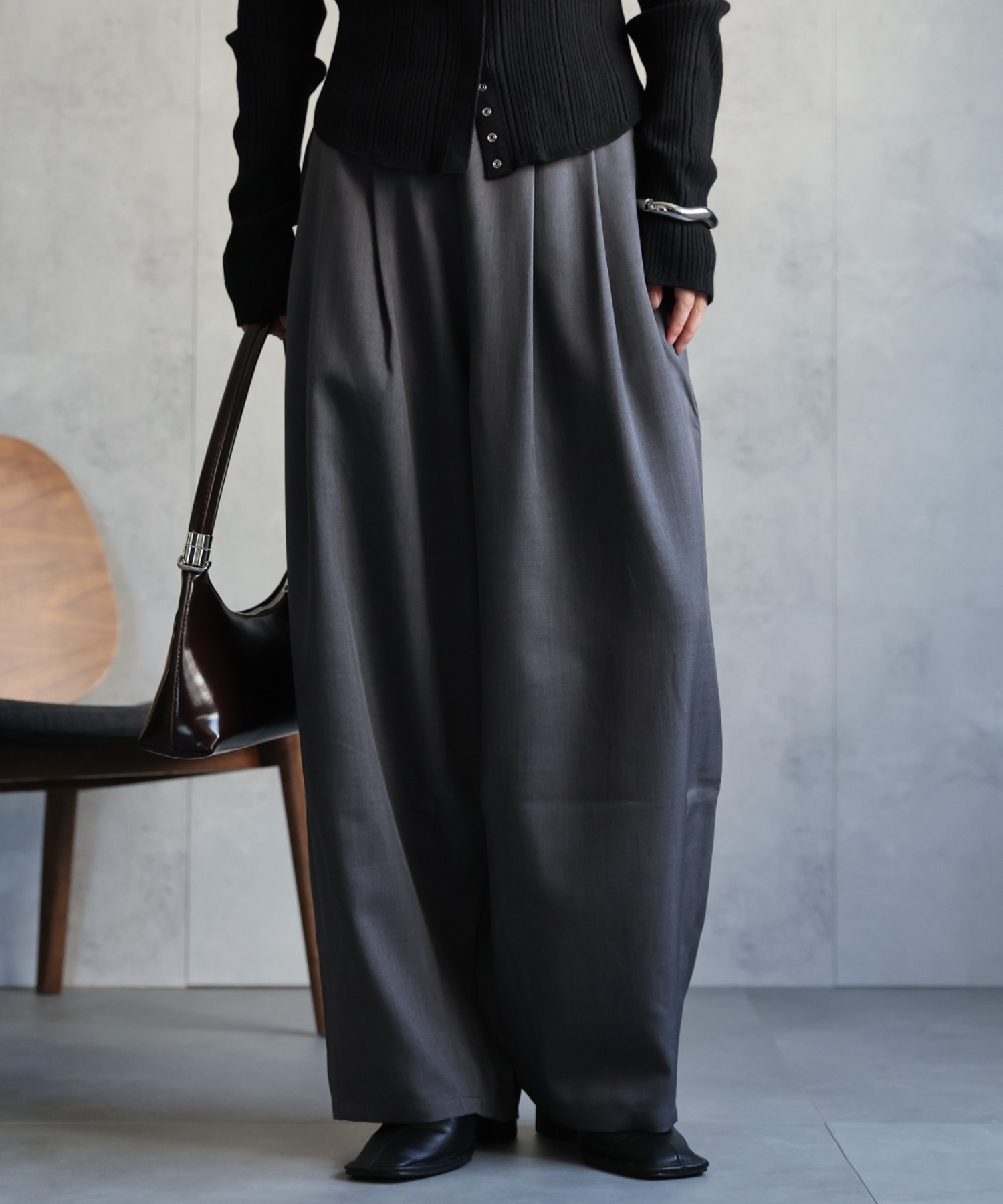 model：156cm 着用サイズ：MEDIUM