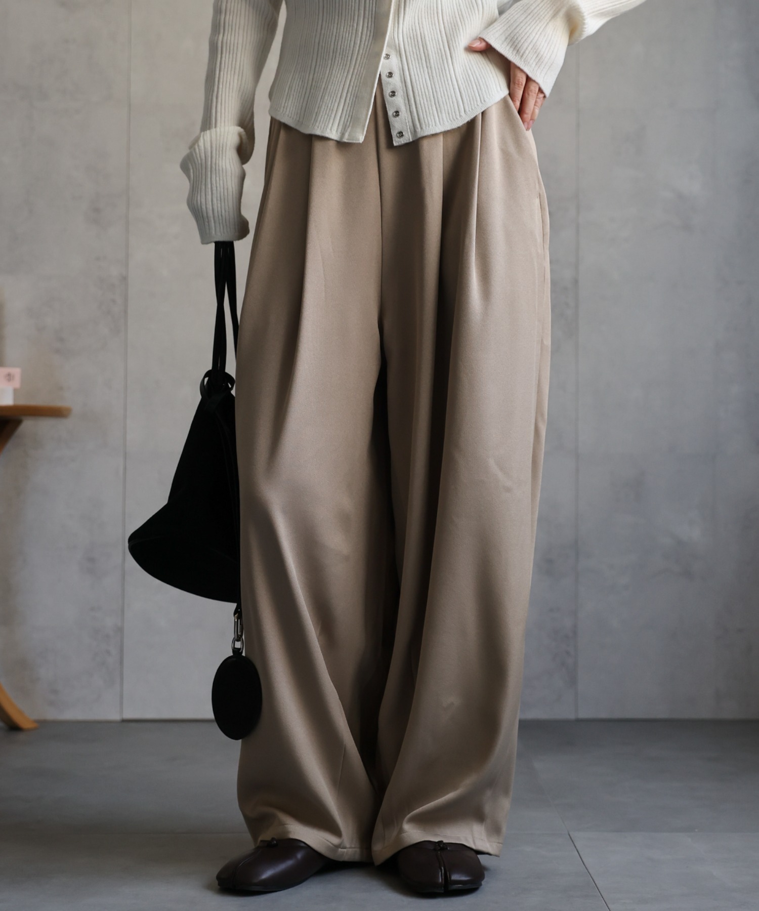 model：156cm 着用サイズ：MEDIUM