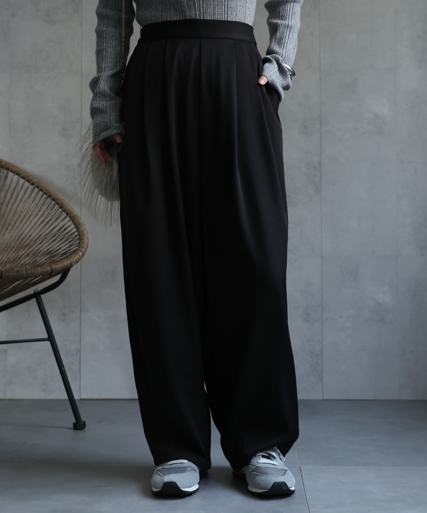 model：156cm 着用サイズ：MEDIUM
