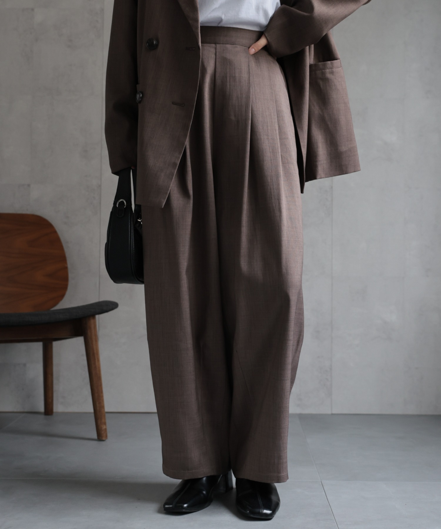 model：156cm 着用サイズ：MEDIUM