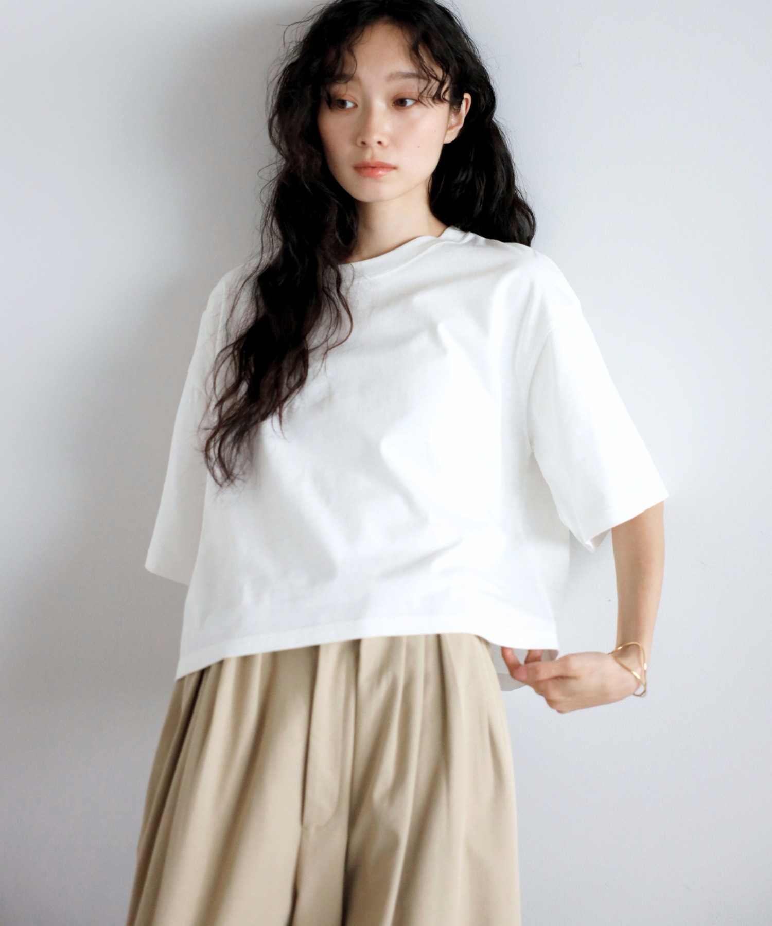 model：H161 着用サイズ：FREE