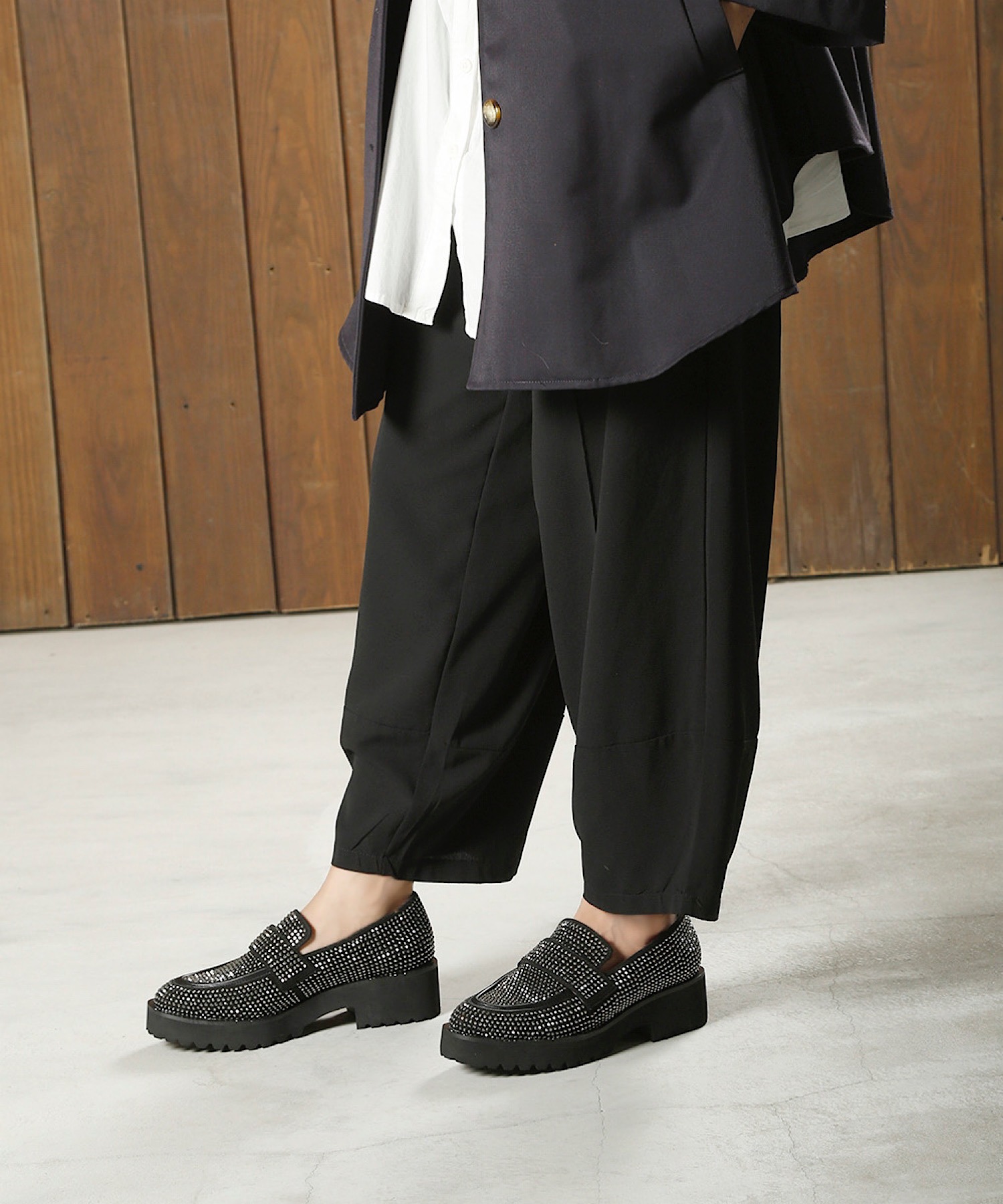 キラキラ厚底ローファー ALL BLACK│Jeffrey Campbell OFFICIAL ONLINE