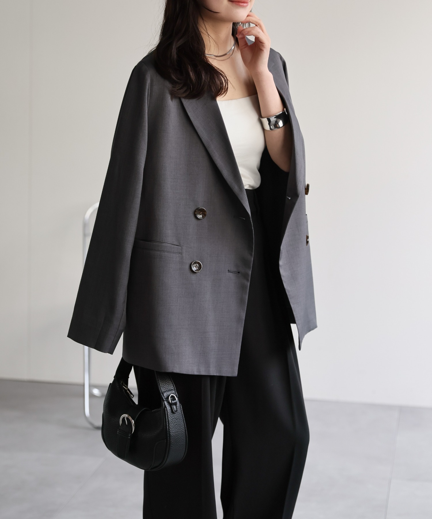 model：156cm 着用サイズ：FREE
※マーブルボタン