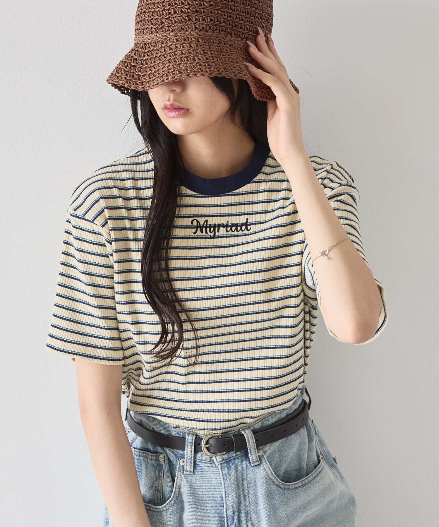 ワンポイント刺繍マルチボーダーショート丈半袖Tシャツ MONO-MART