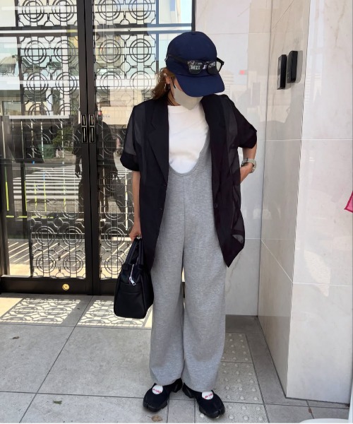 model：H152 着用サイズ：FREE