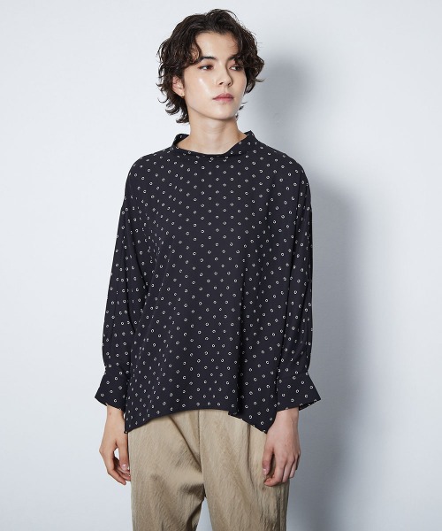 のプリント ヴィジョンテスト柄ボトルネックブラウス 洗濯機で洗える シャツ ブラウス La F ラエフ のファッション通販 にしていま Nirvanaresortsindia Com