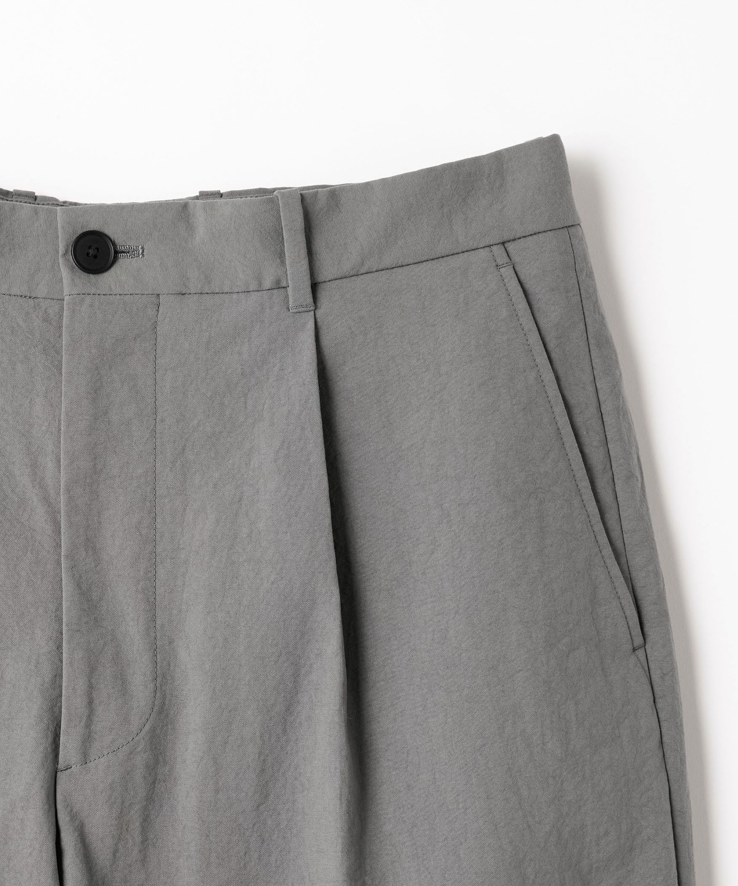 Steven Alan＞ ナイロン オックス アウト ワンプリーツ スラックス