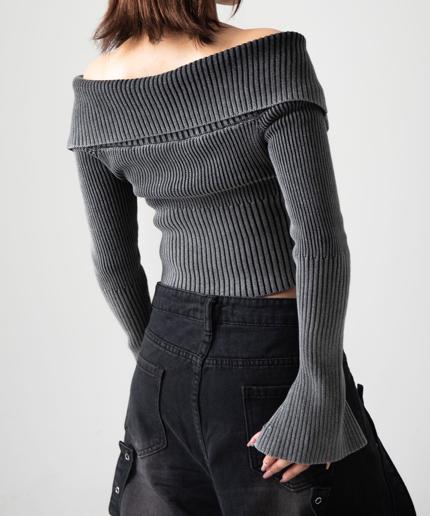 A'GEM/9 × .kom 『.KOM/ドットケーオーエム』 ジップアップトップス