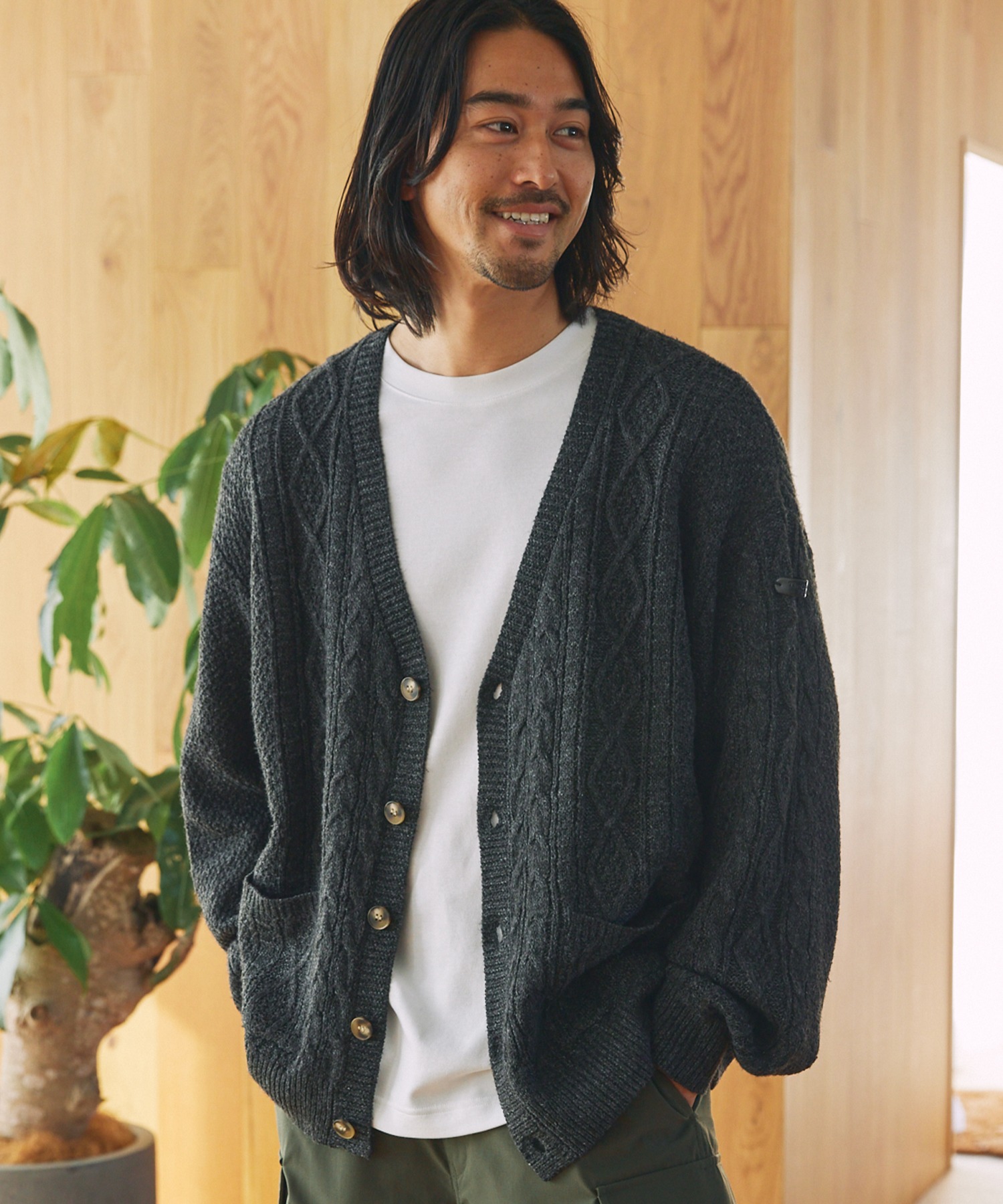 ハンドメイドv ウォッシャブル ケーブルニット Vネックカーディガン / 帯電防止