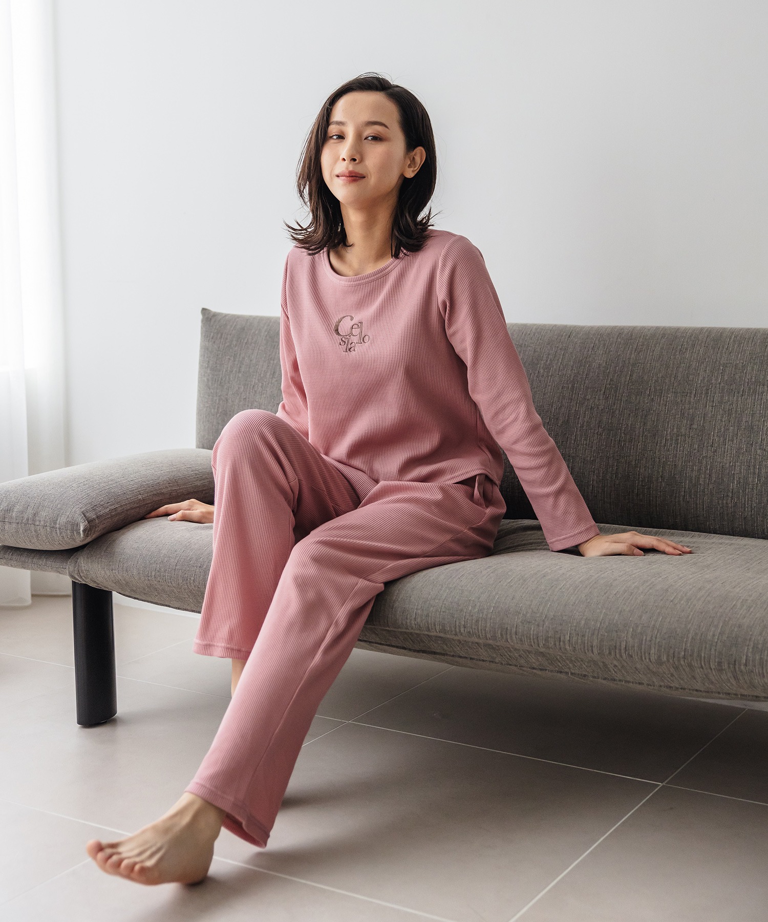 model：H157 着用サイズ：WOMEN’S