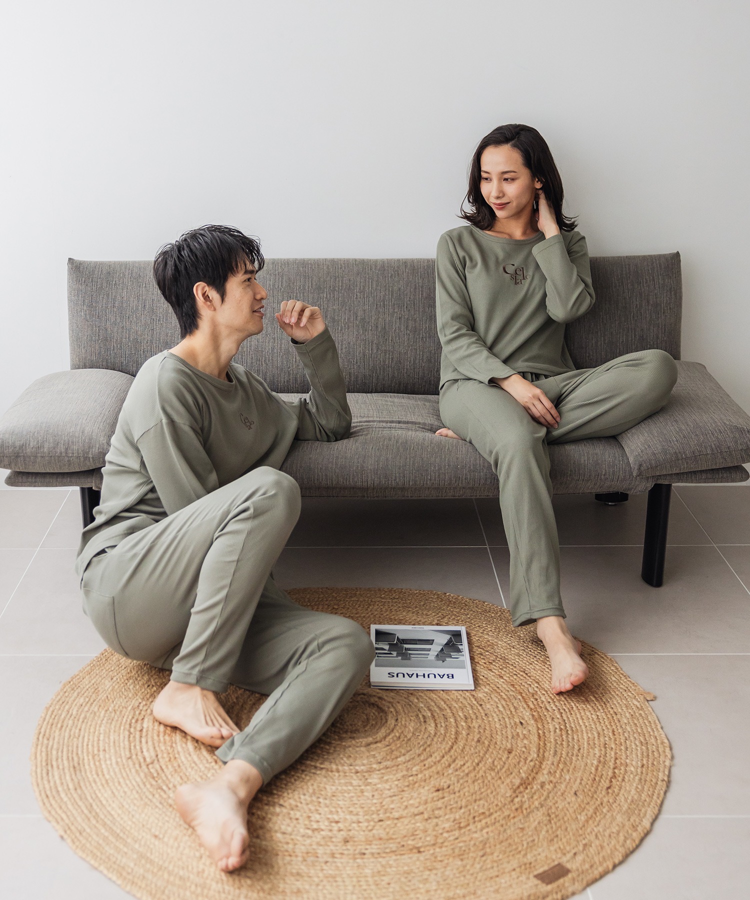 model：H185 着用サイズ：MEN’S / model：H157 着用サイズ：WOMEN’S