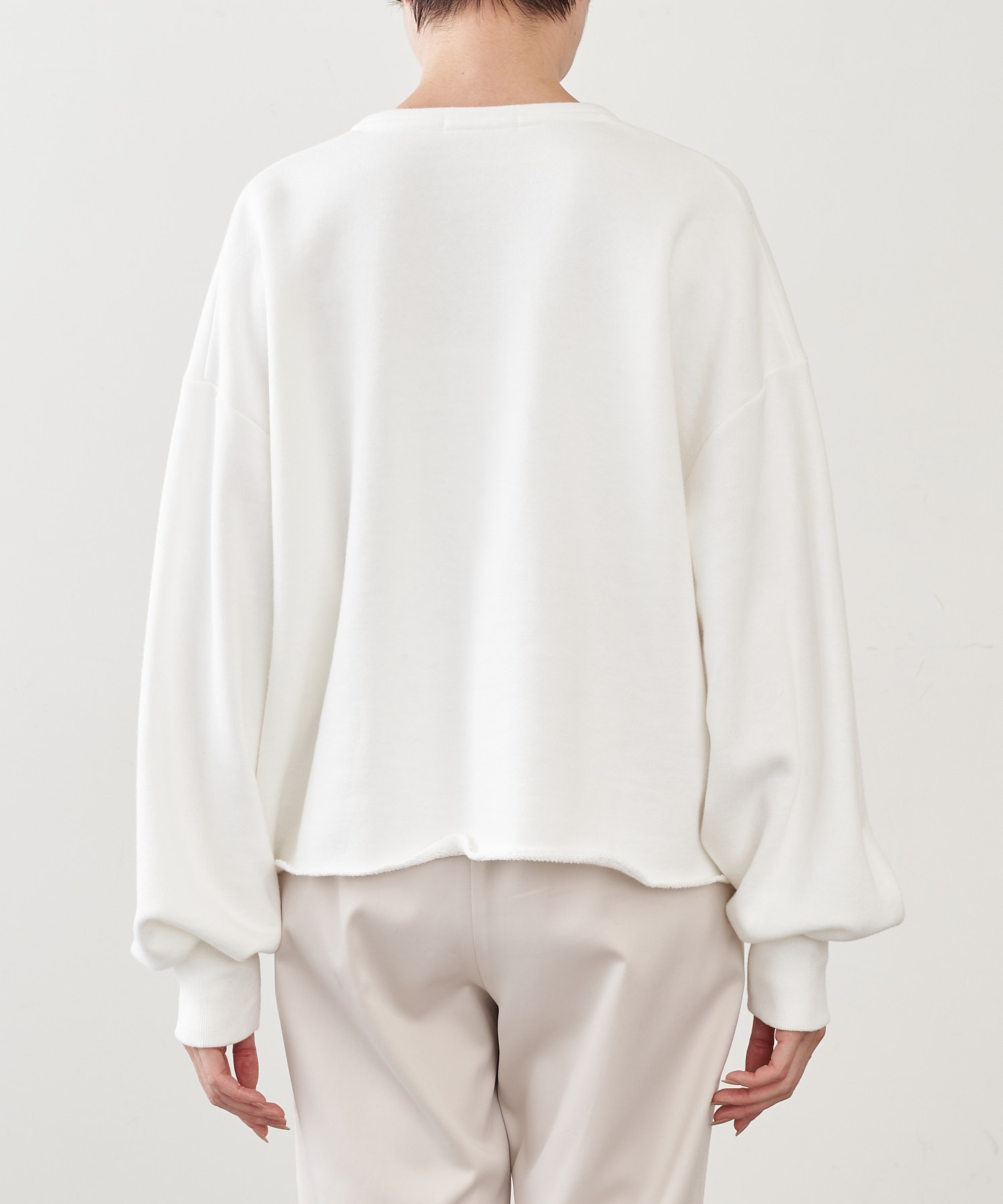 スウェットVネックプルオーバー２