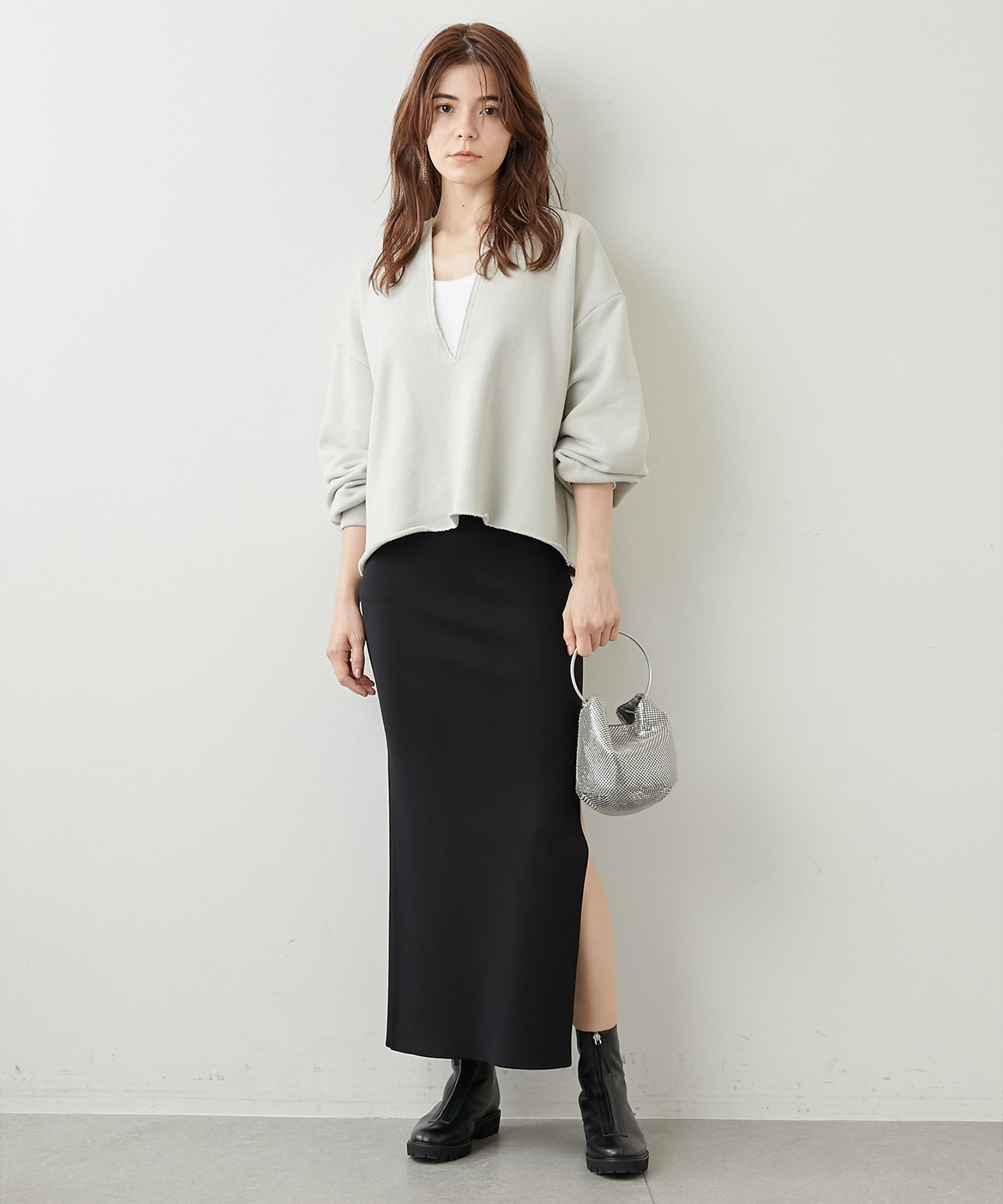 スウェットVネックプルオーバー２