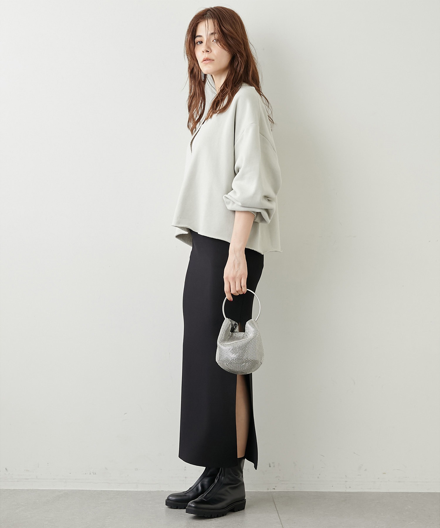 スウェットVネックプルオーバー２