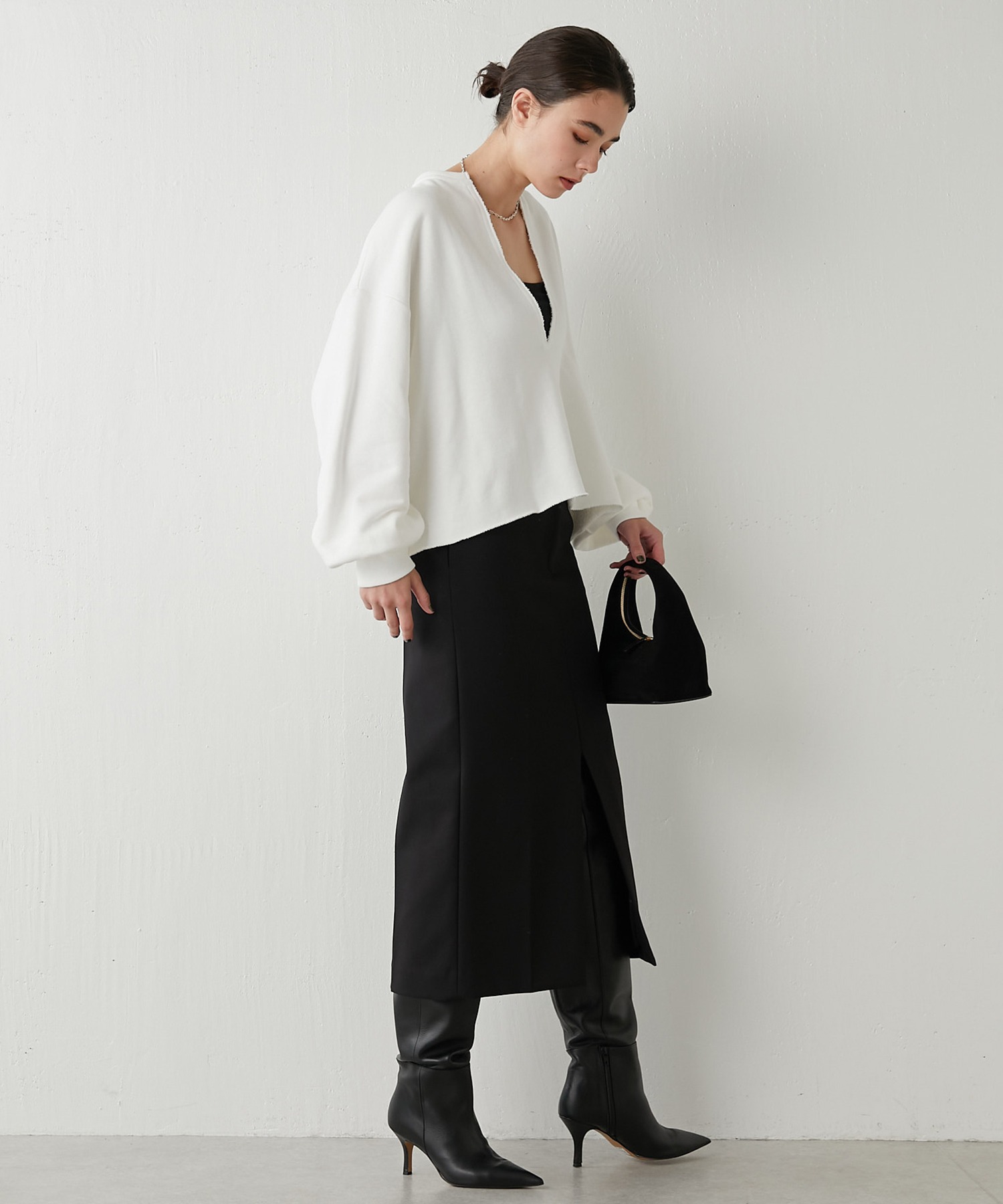 スウェットVネックプルオーバー２