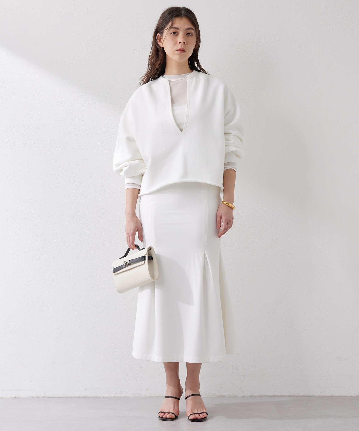 スウェットVネックプルオーバー２