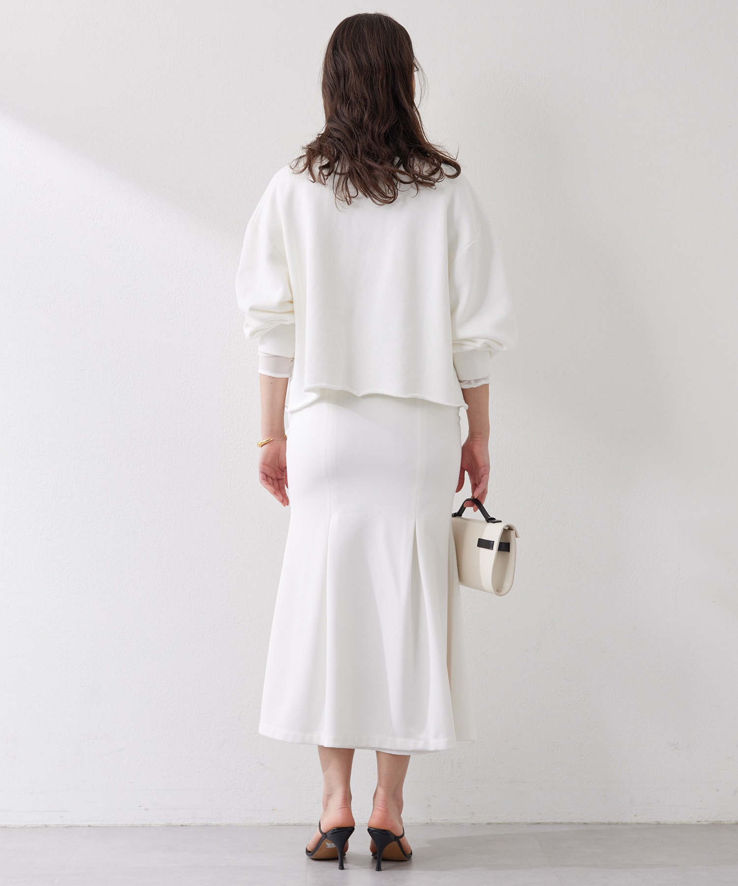 スウェットVネックプルオーバー２