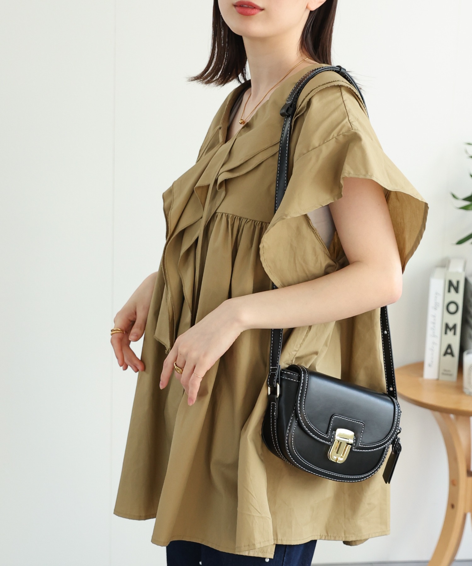 model：162cm 着用サイズ：F