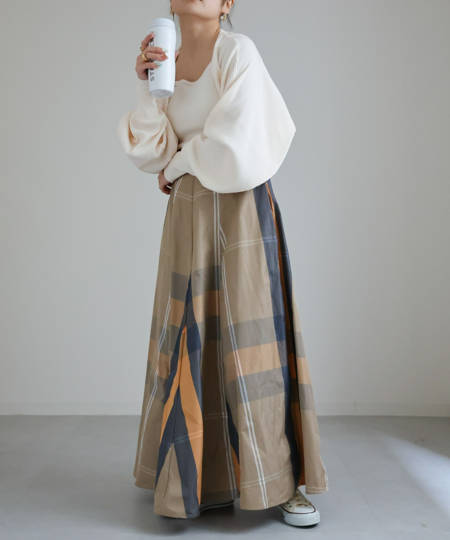 MODEL:156CM