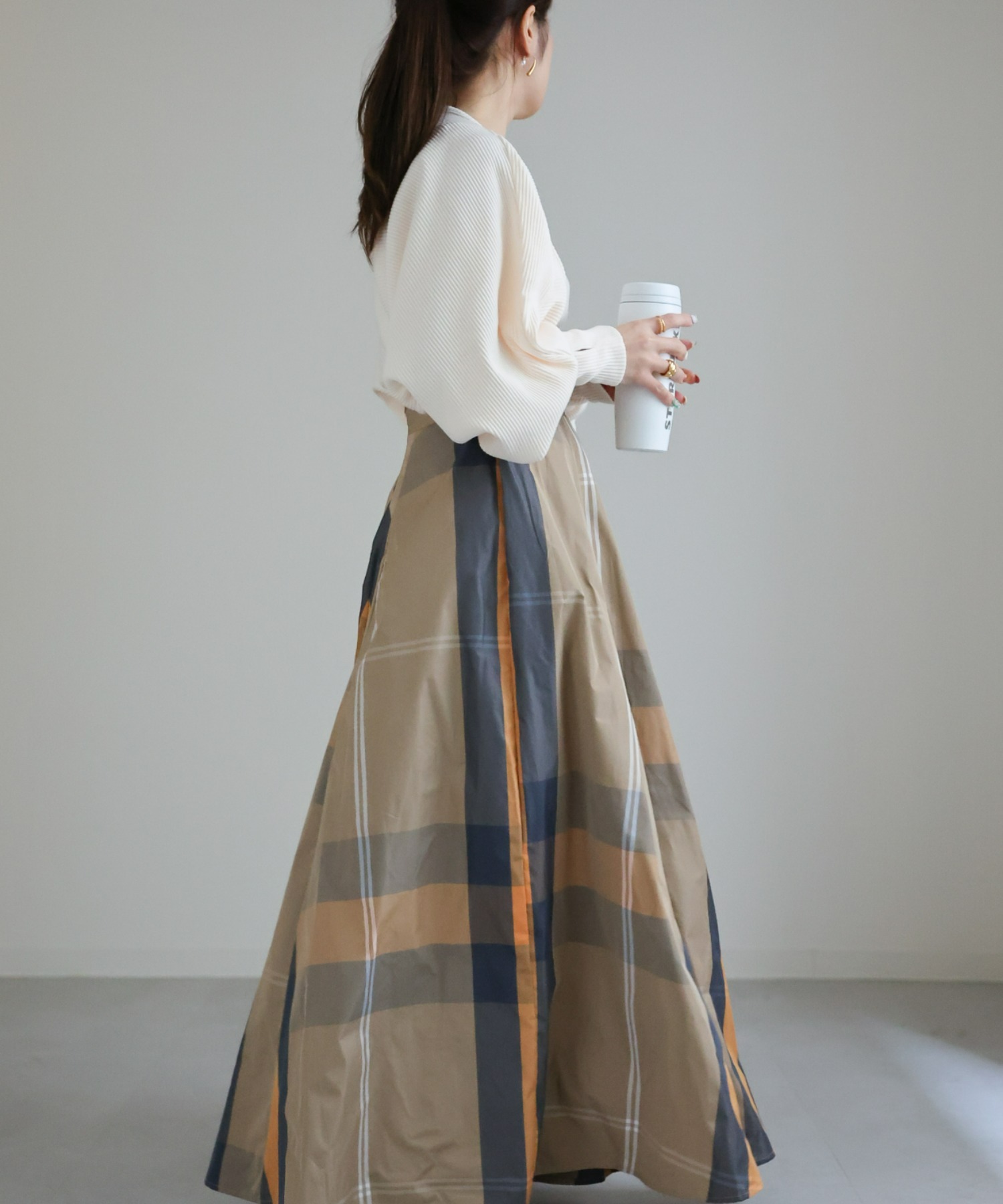 MODEL:156CM