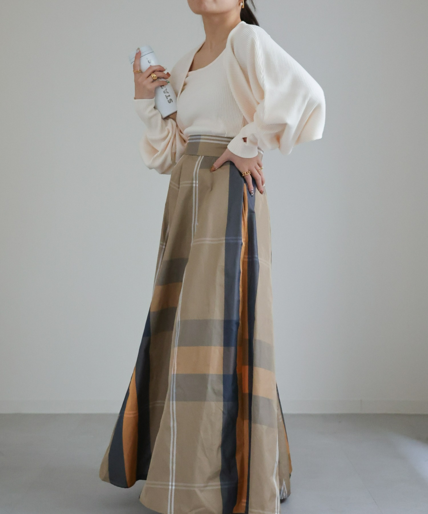 MODEL:156CM