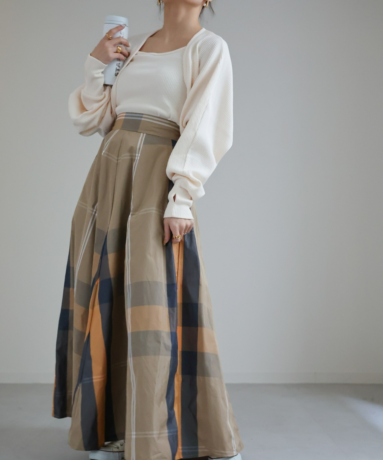 MODEL:156CM