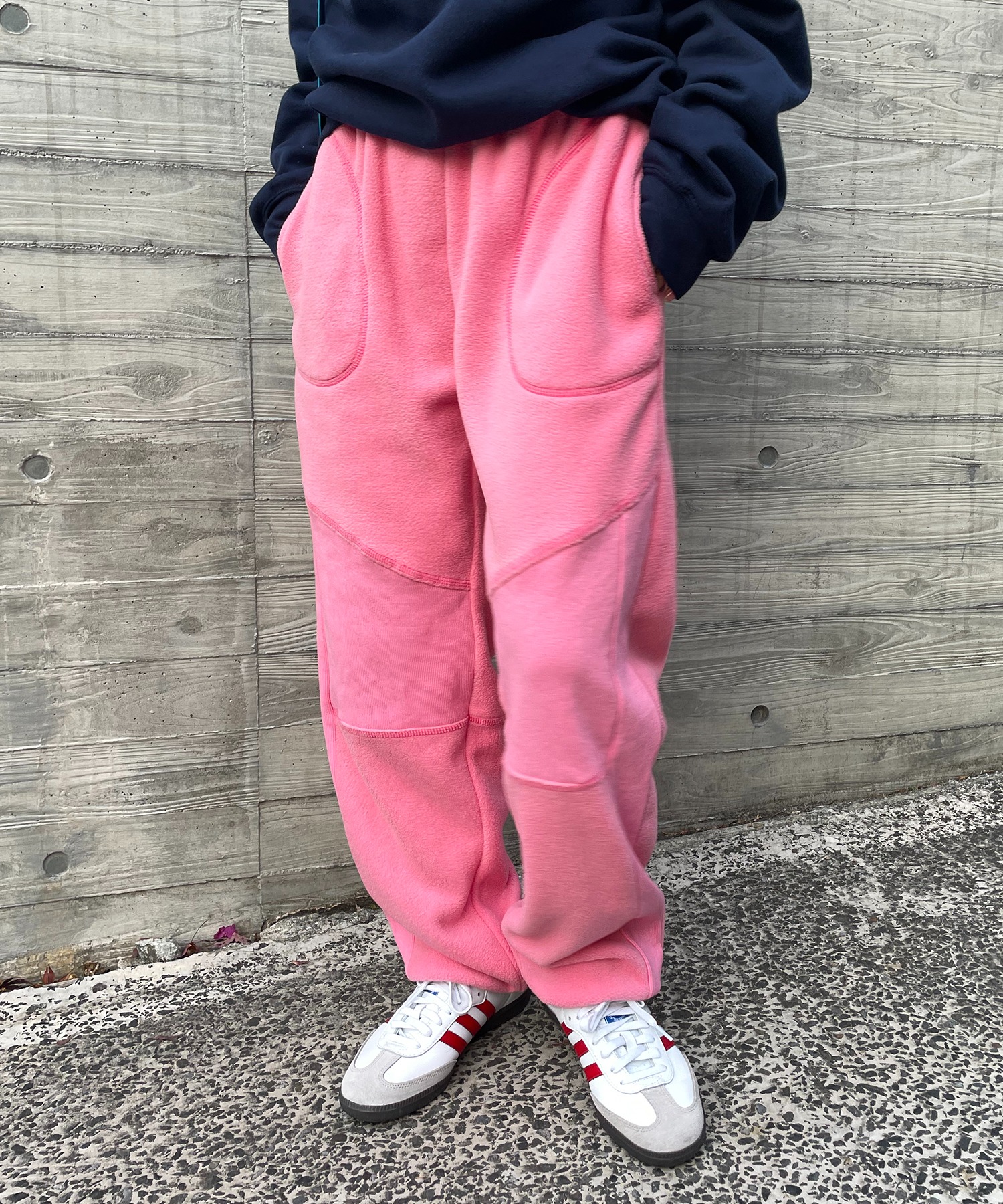 ピンク　※裾を内側に折り返して着用しています。
model:154cm 着用サイズ:FREE
