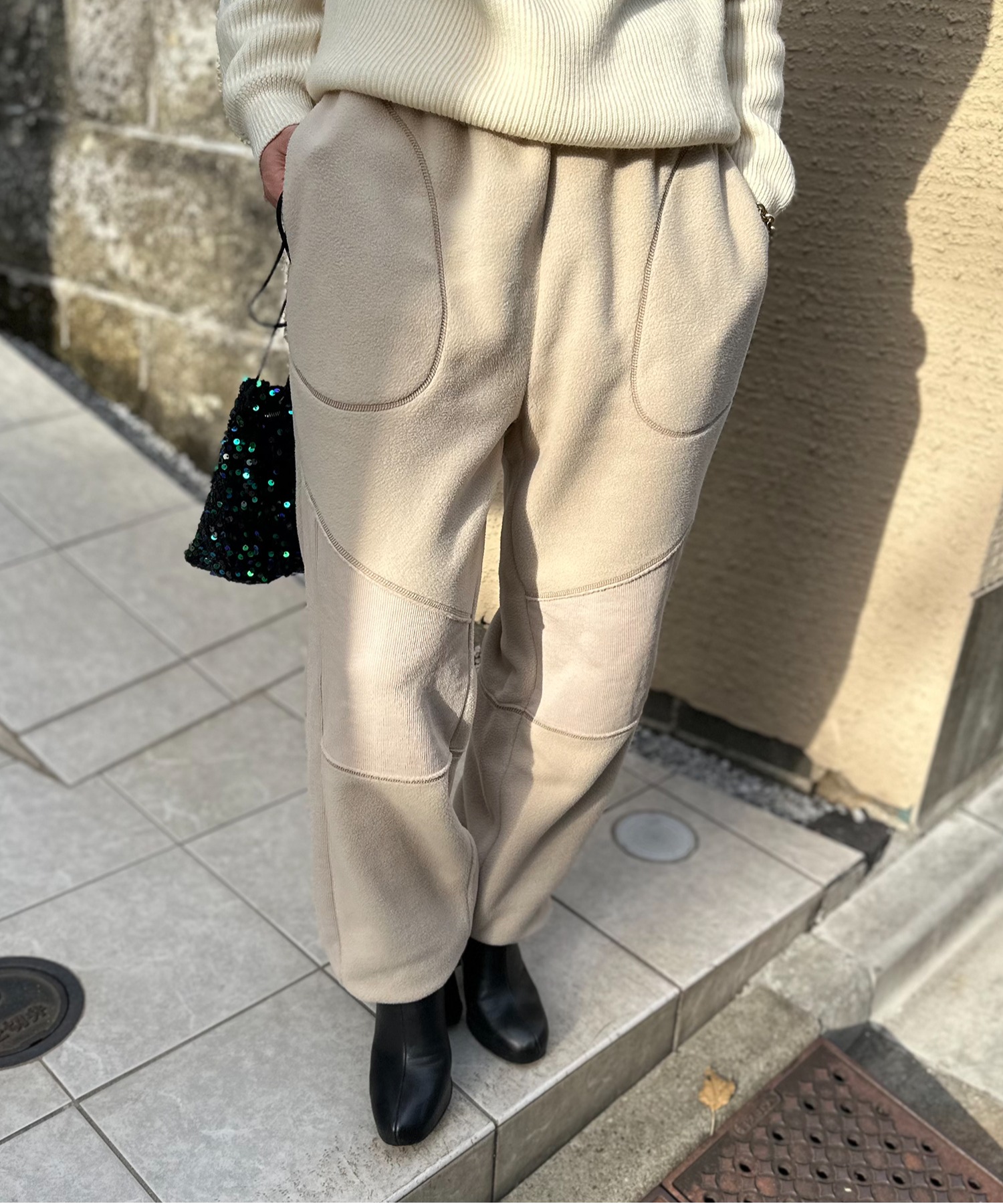 model:154cm 着用サイズ:FREE
※裾を内側に折り返して着用しています。