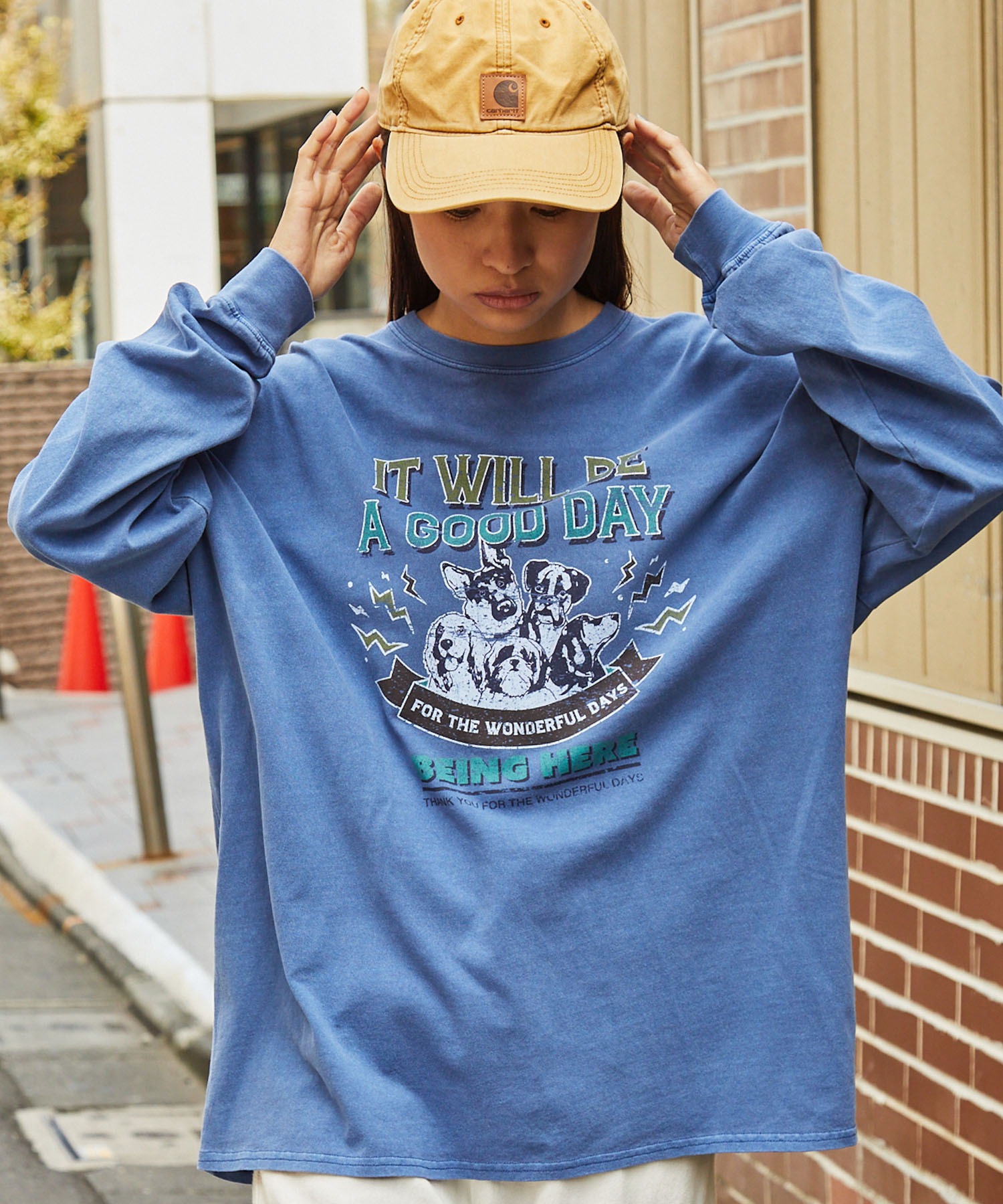 【新品タグ付き】ロックグラフィックTシャツ